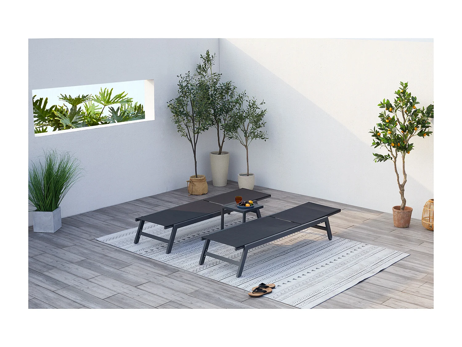 Lot de 2 transats et une table d'appoint noir PRATO