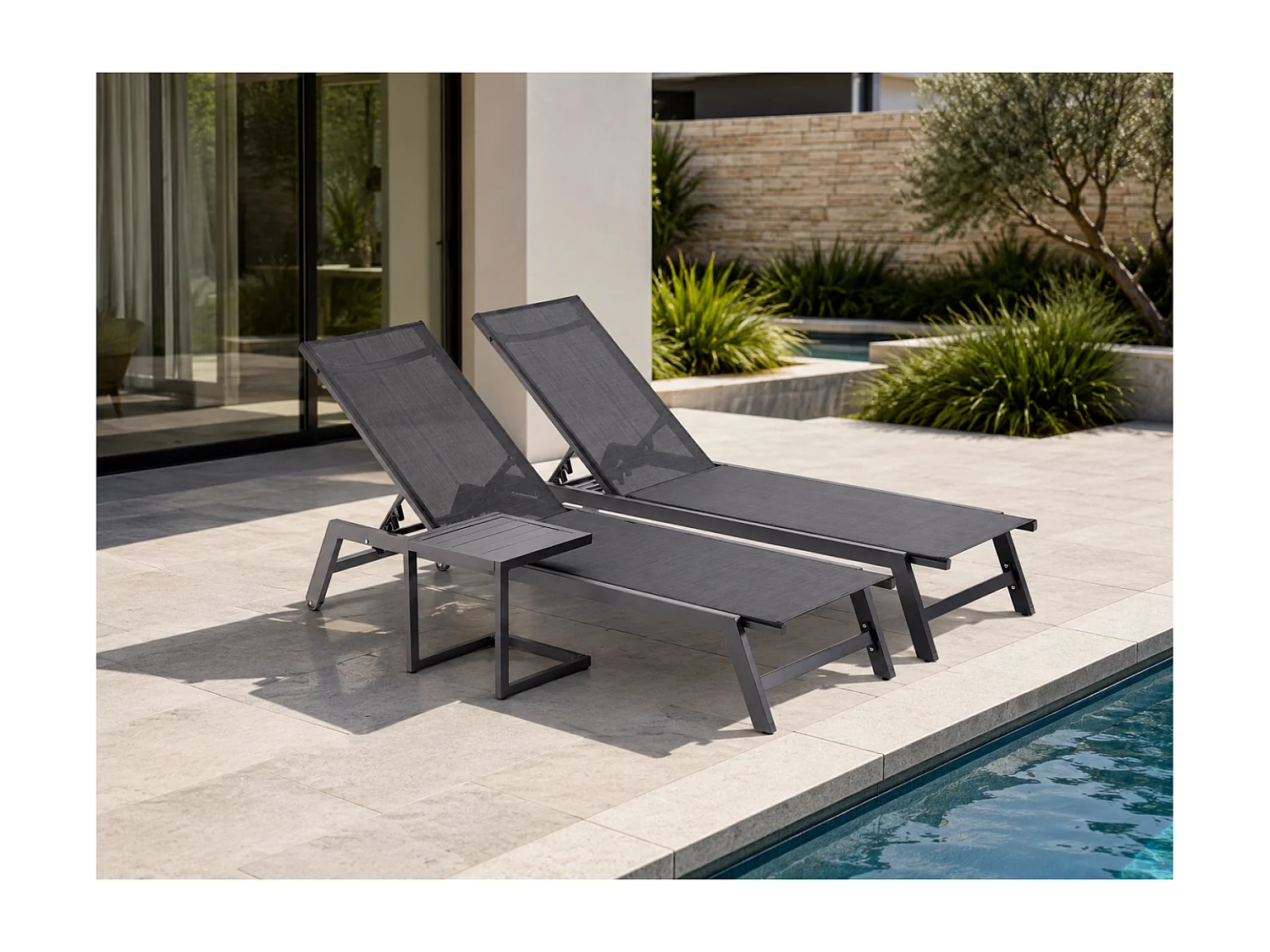 Lot de 2 transats et une table d'appoint noir PRATO
