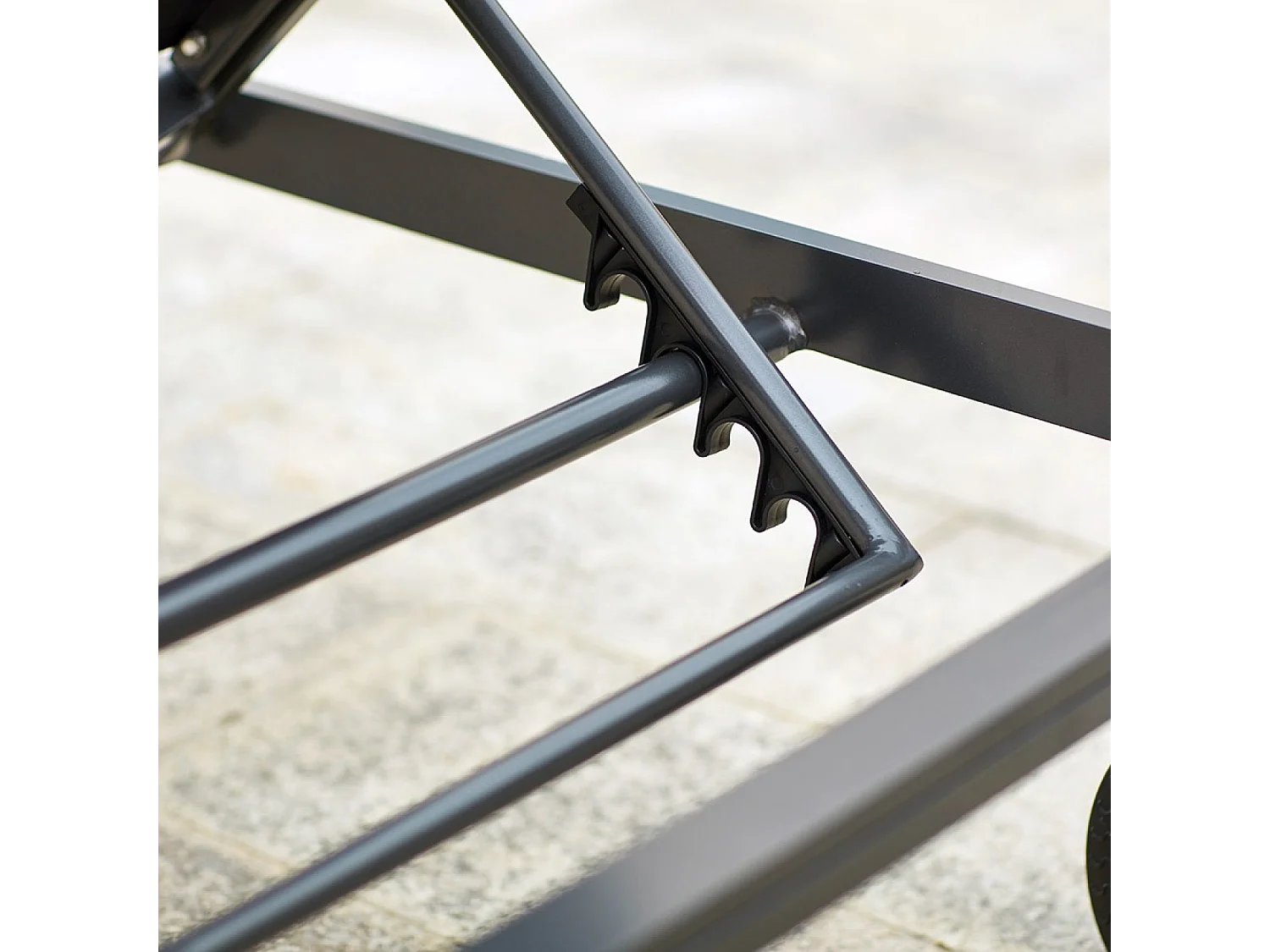 Set di 2 sdraio reclinabili in alluminio e textilene nera CUBA