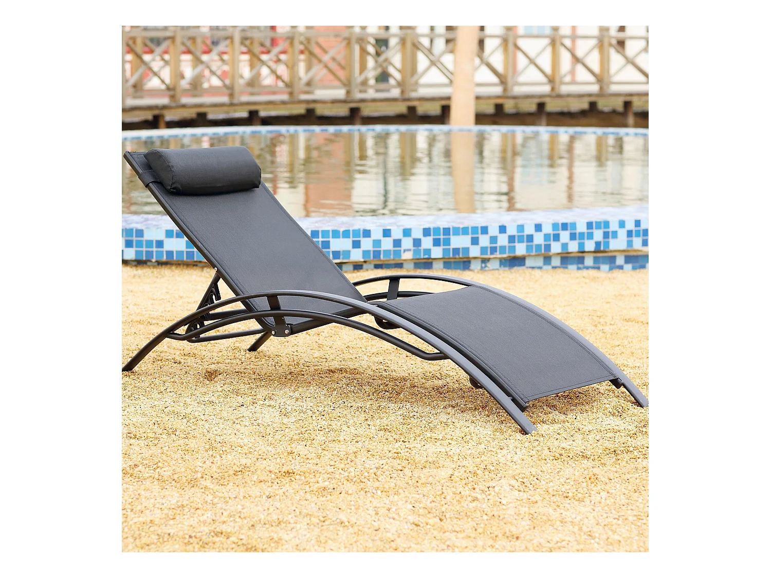 Transat empilable et ajustable en aluminium noir BAHIA