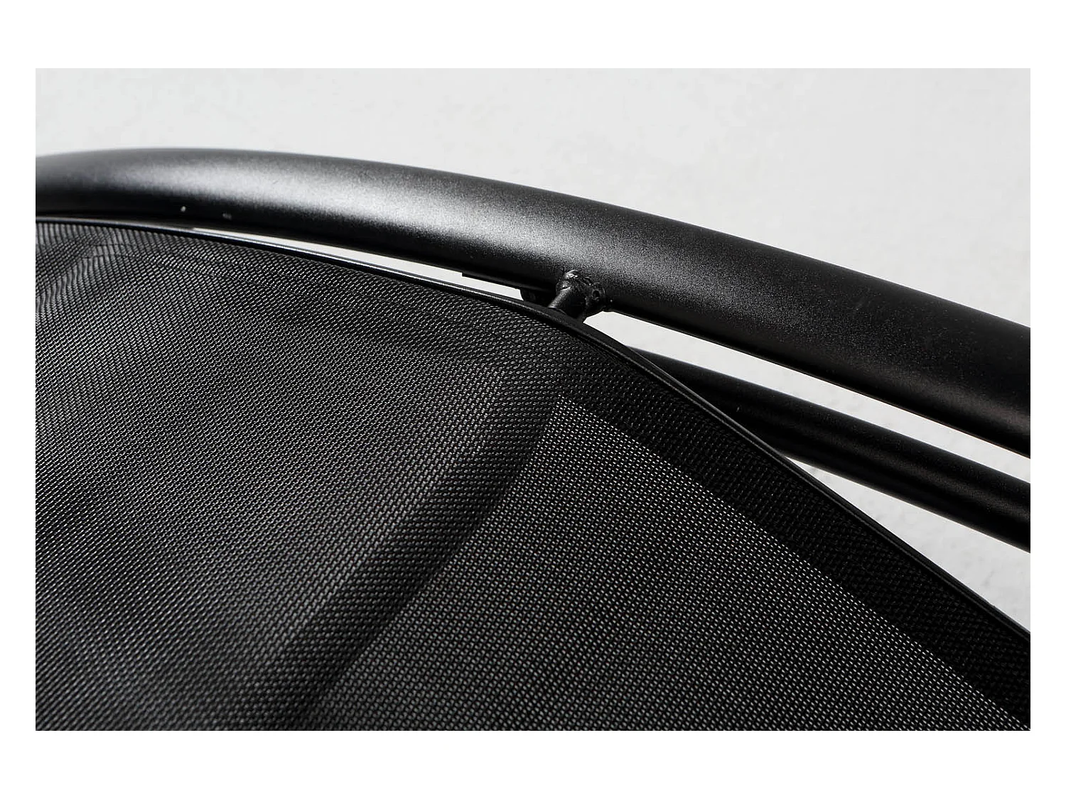 Sdraio regolabile e impilabilenero LIMEA