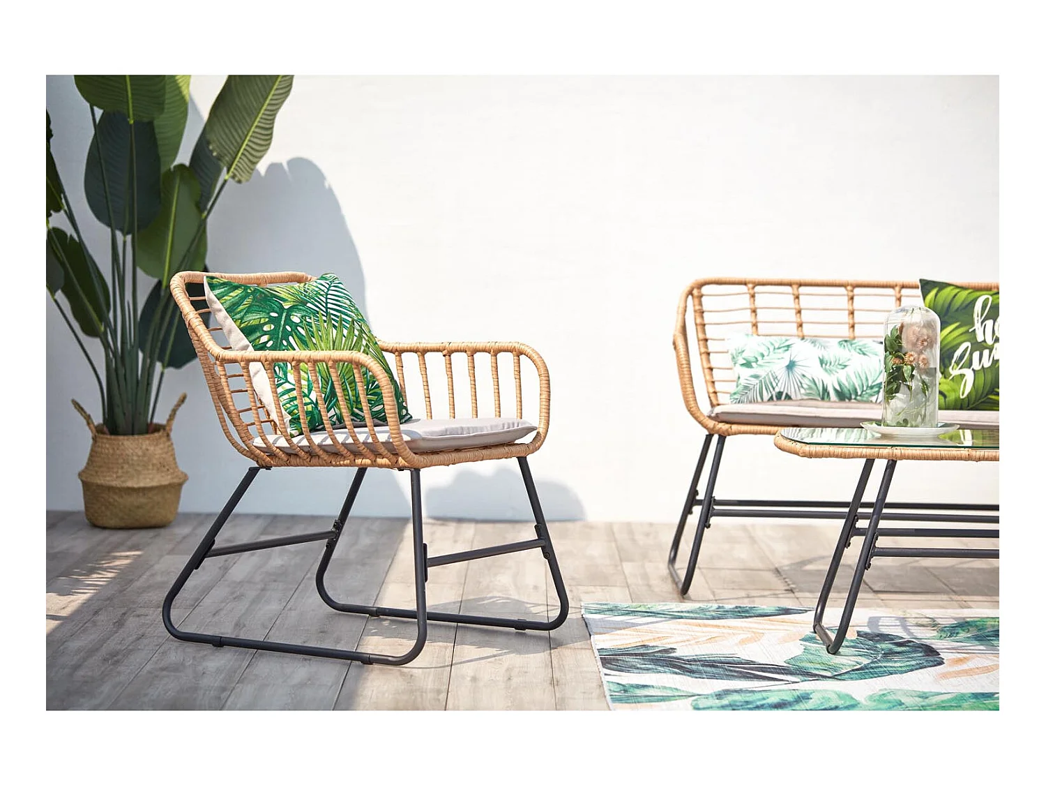 Salotto da balcone 4 posti in resina beige e nero PAREA