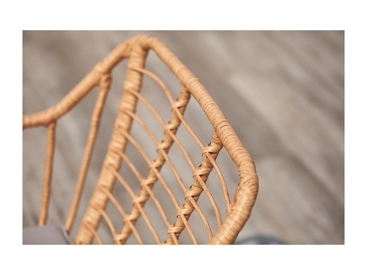 Salotto da balcone 4 posti in resina beige e nero PAREA