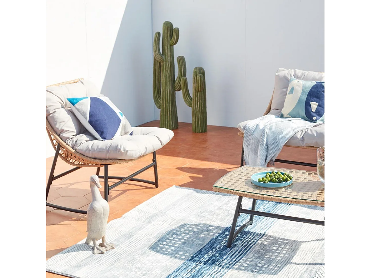 Salon de jardin bas 4 places en résine rotin & acier GUAHANA