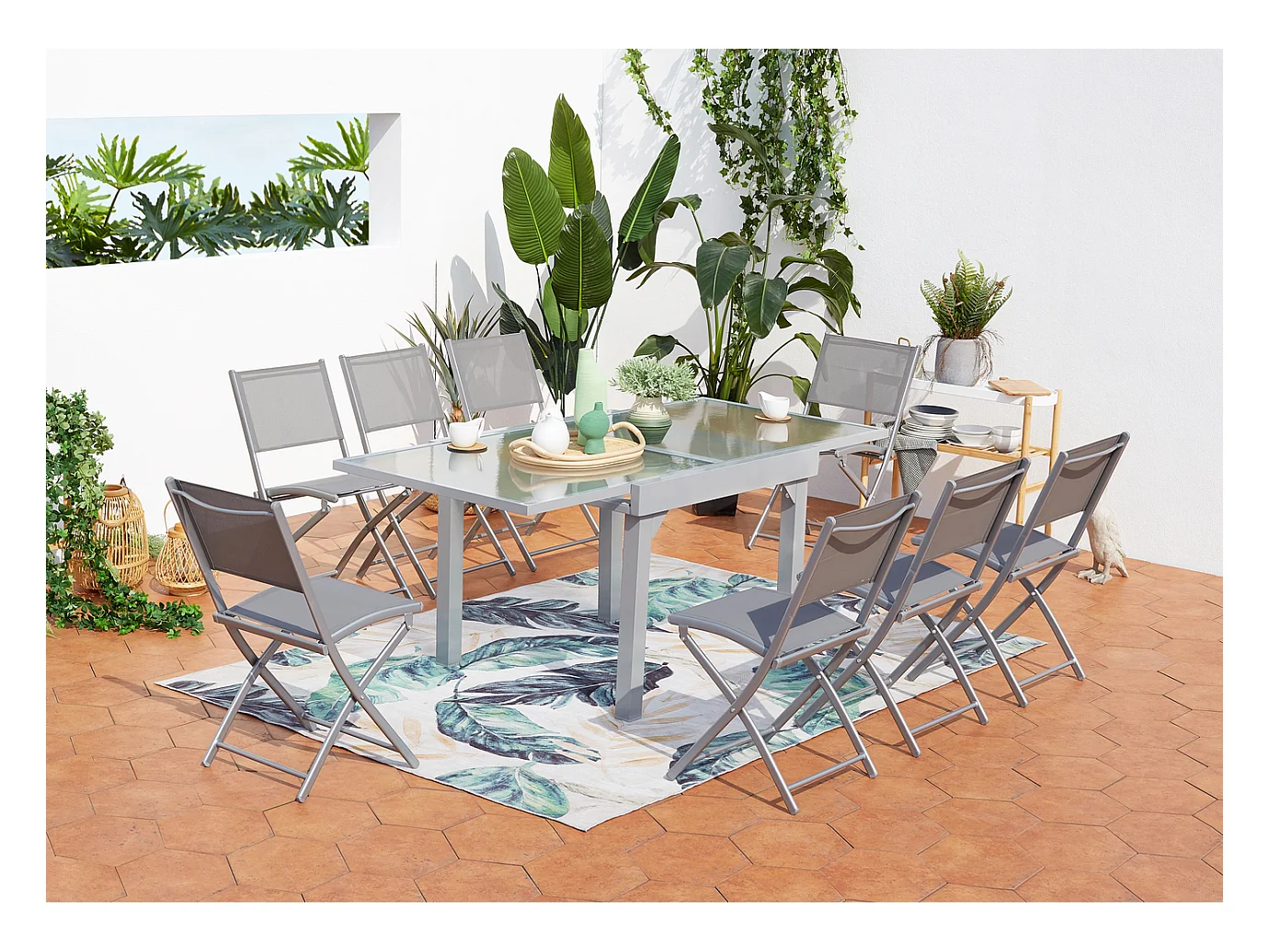 Uitbreidbare aluminium tuinset voor 8 personen + 8 stoelen Molvina