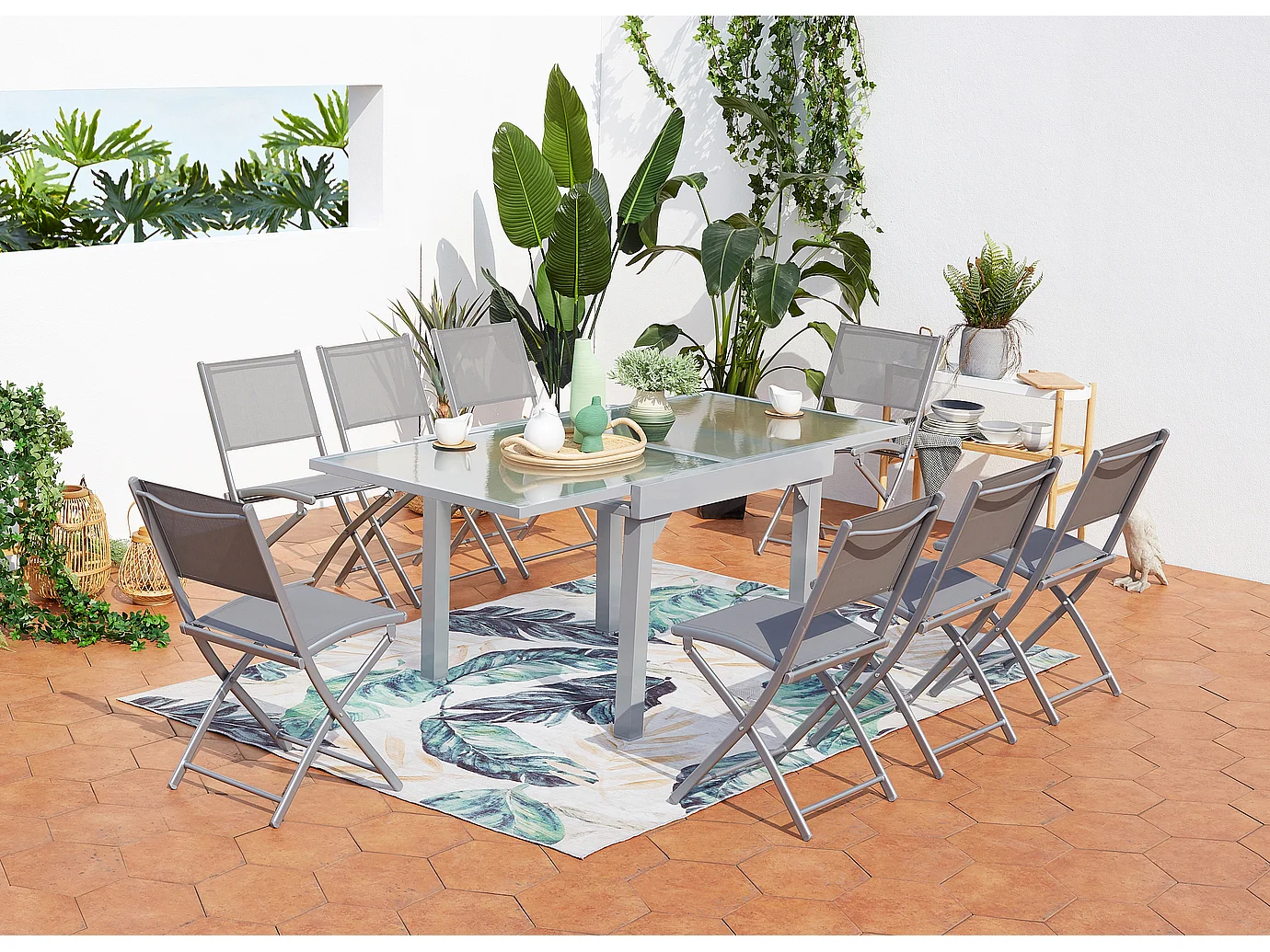 Uitbreidbare aluminium tuinset voor 8 personen + 8 stoelen Molvina