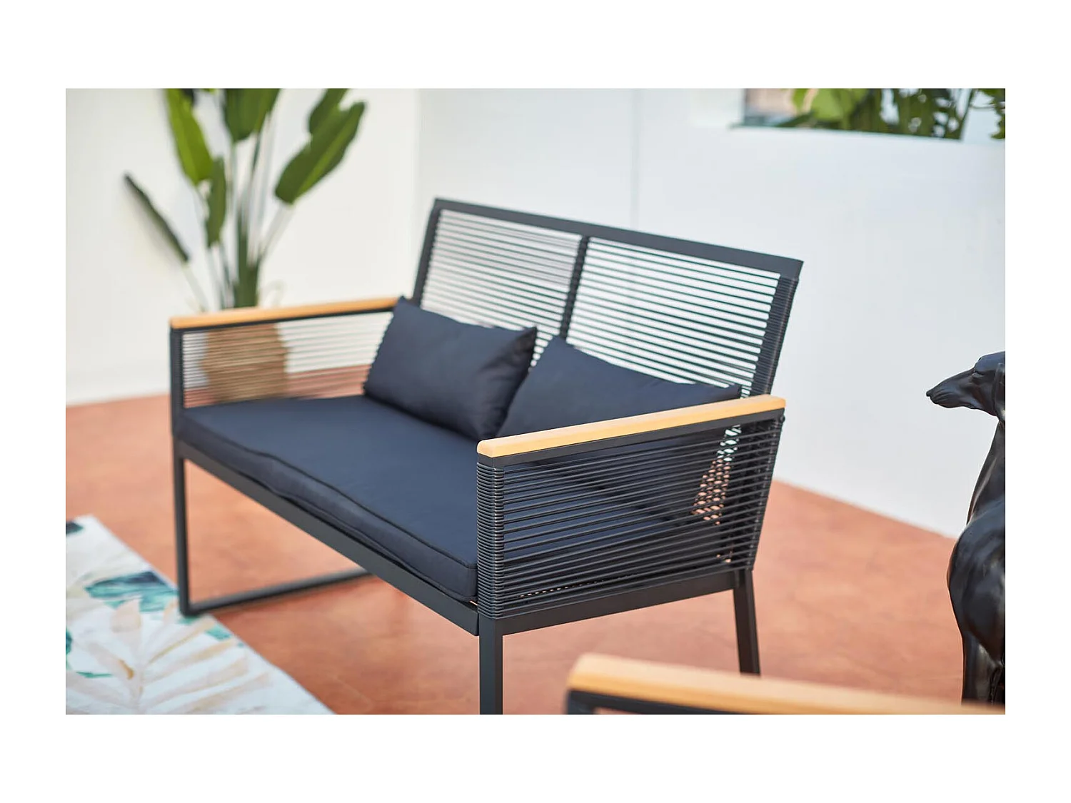 Salon jardin bas noir bois MIHATA