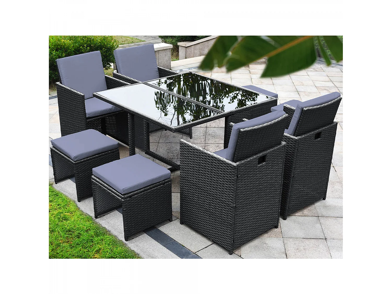 Table et chaises 8 places en résine tressée noir et gris FLORIDA