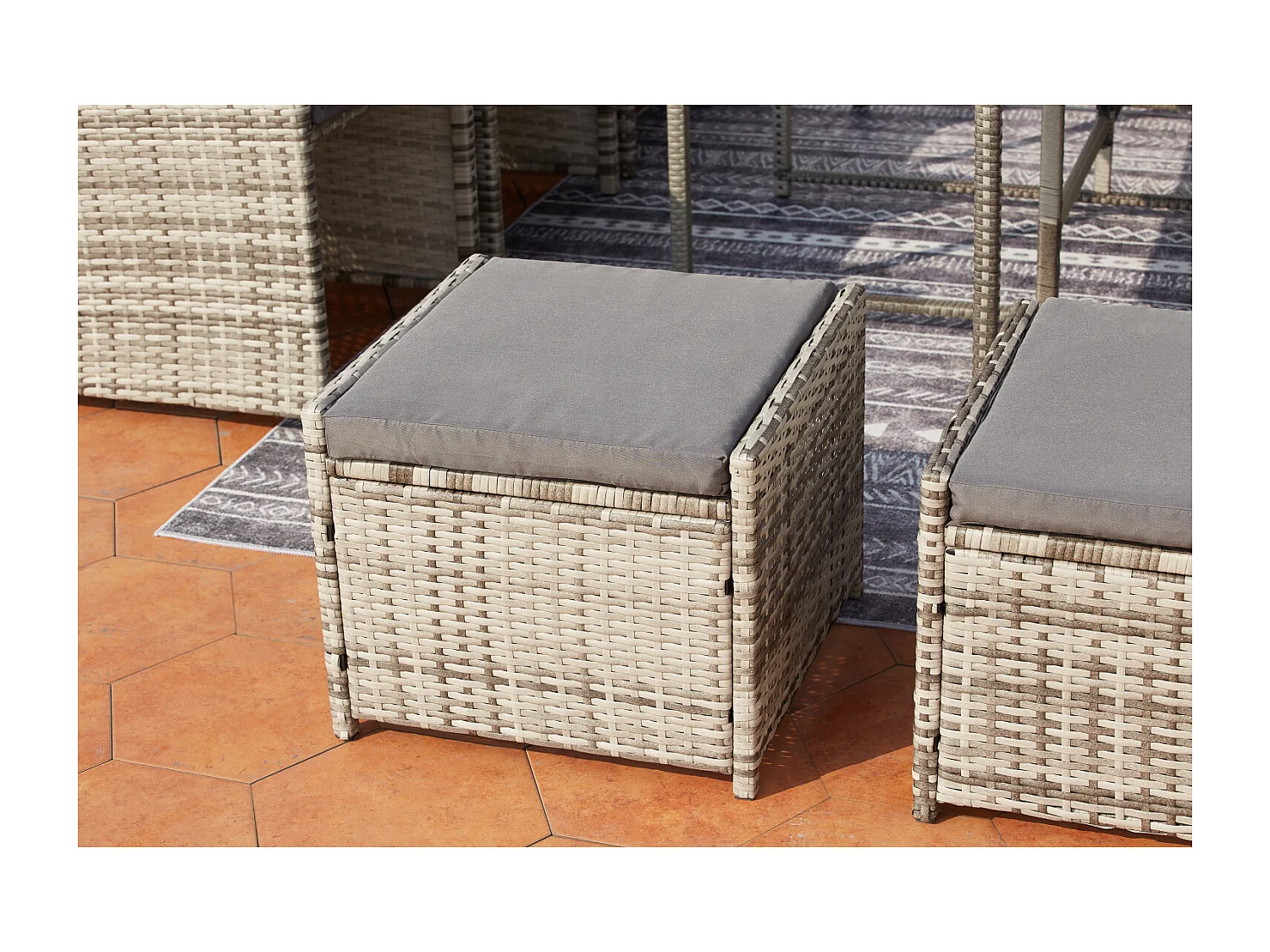 Conjunto de jardim em vime cinza MIAMI para 12 pessoas - Mesa, cadeiras e pufes - Exterior e interior