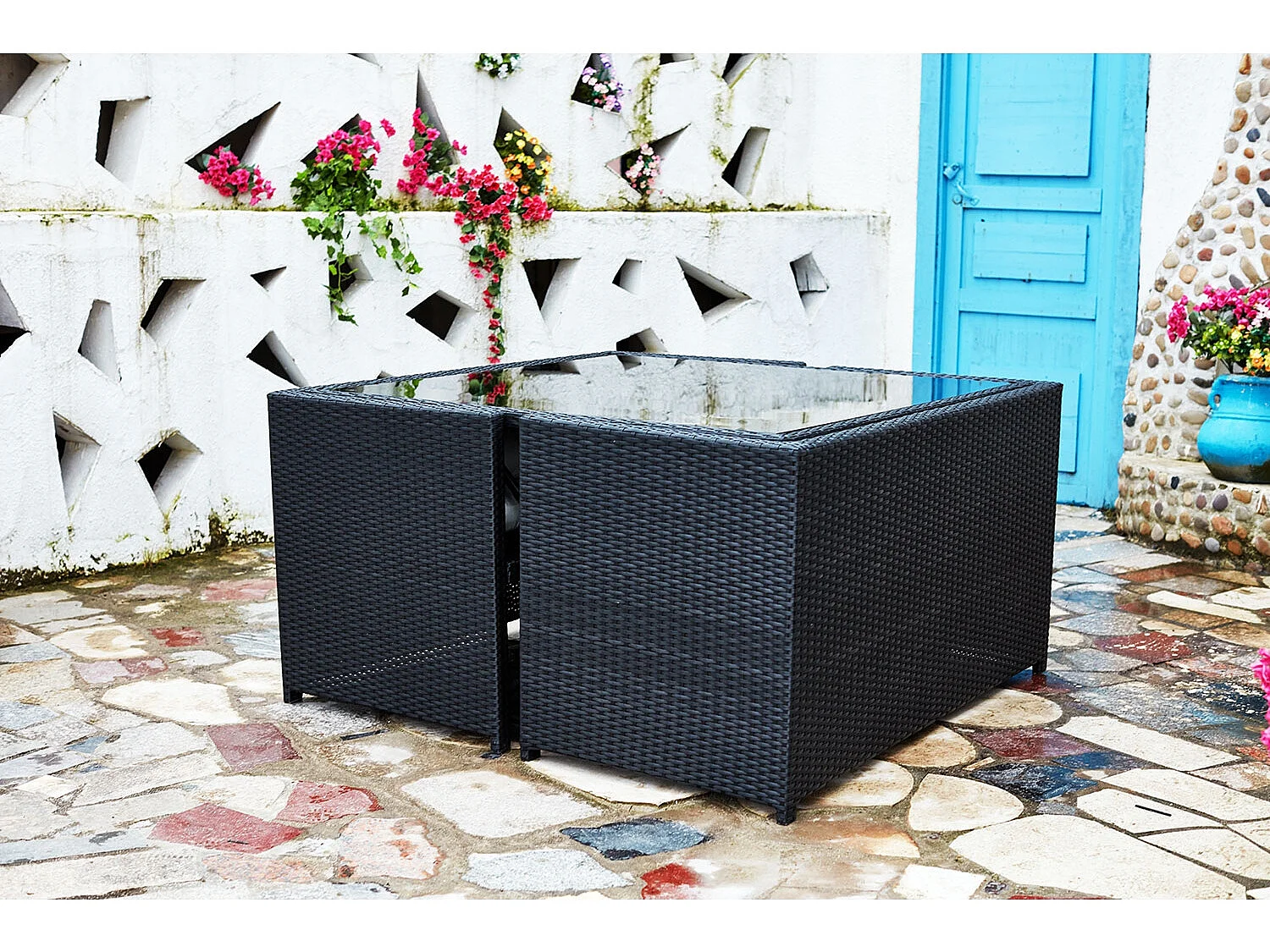 Salon de jardin encastrable 8 places en résine noir-blanc NOUMÉA