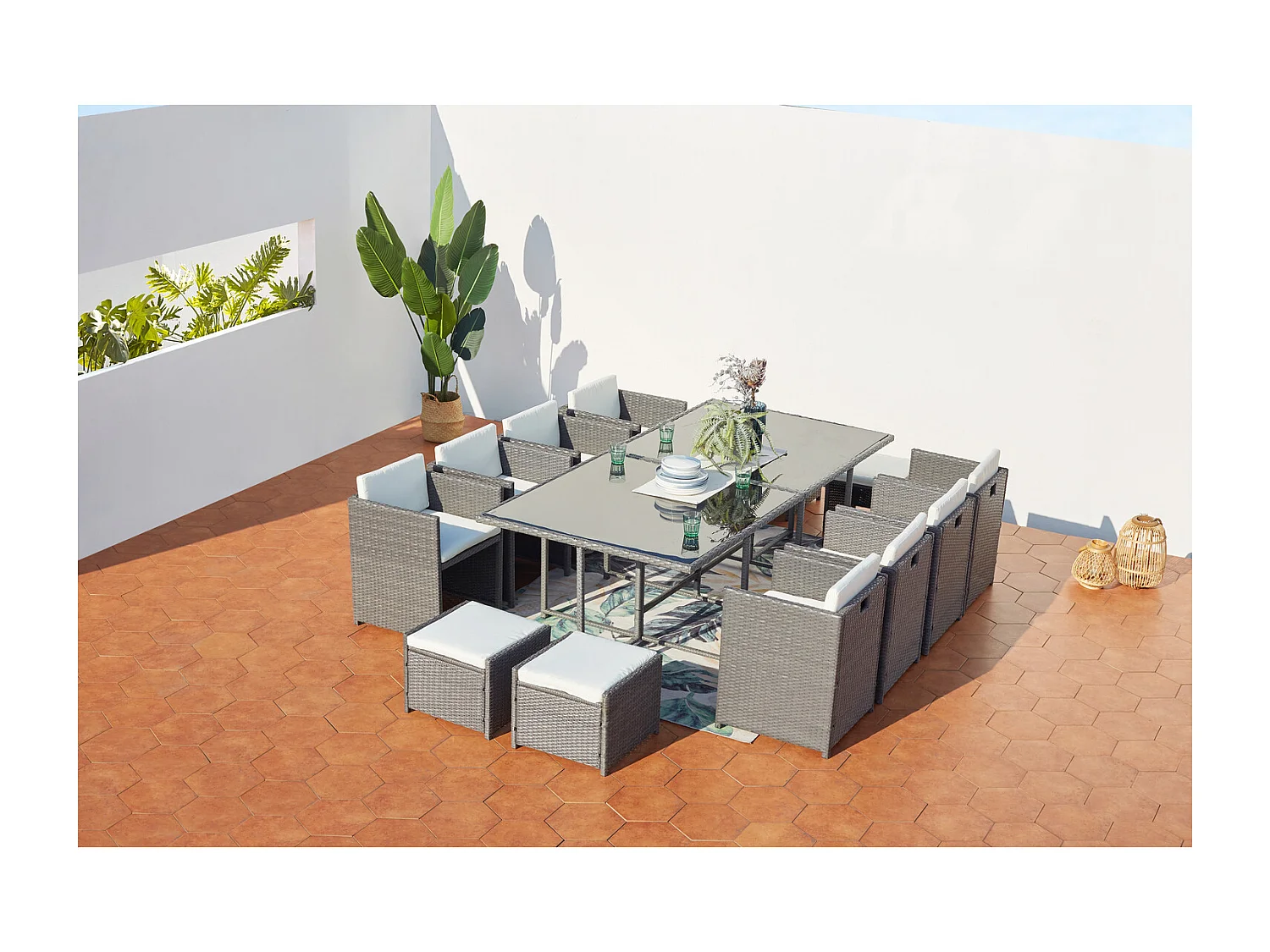 Table et chaises 12 places encastrables résine gris-blanc MIAMI