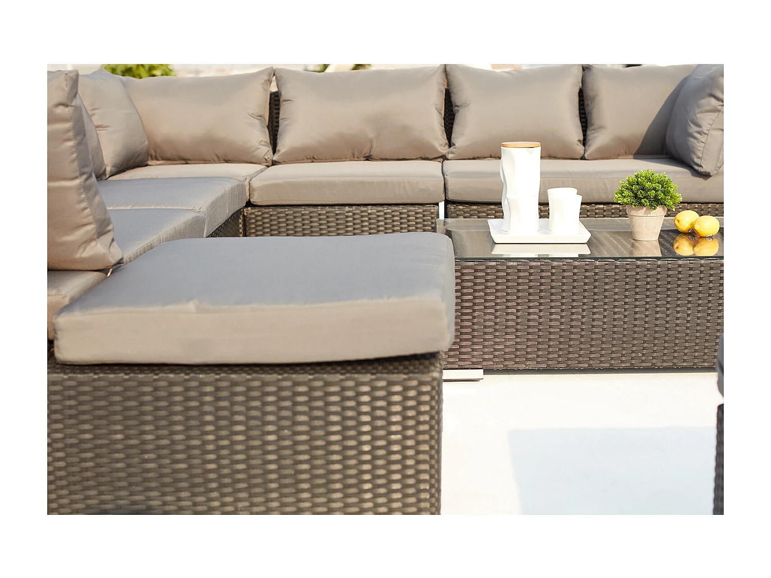 Salon de jardin modulable 13-14 places en résine tressée noir-gris STALLA