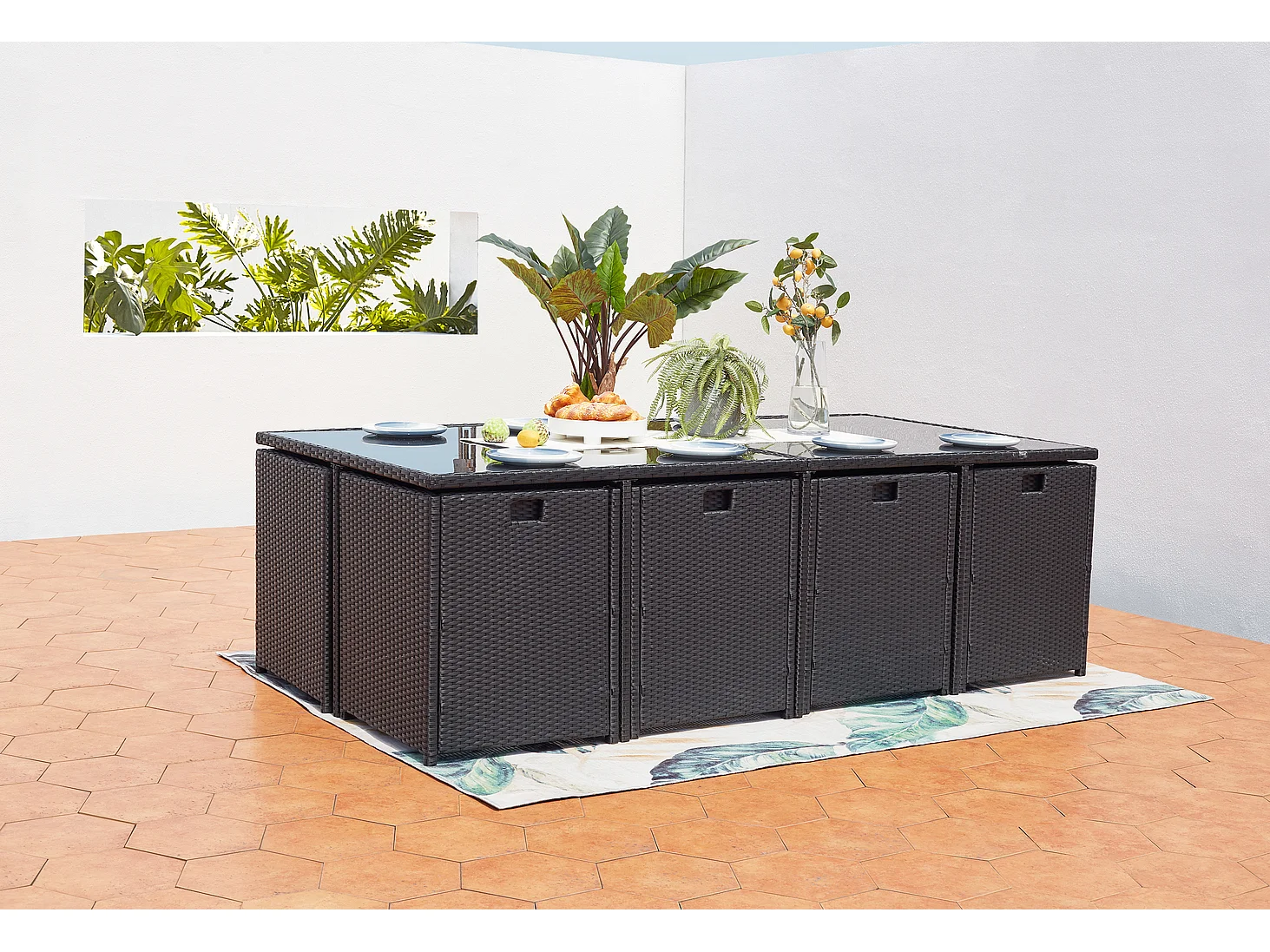 Table et chaises 12 places encastrables en résine noir-noir MIAMI