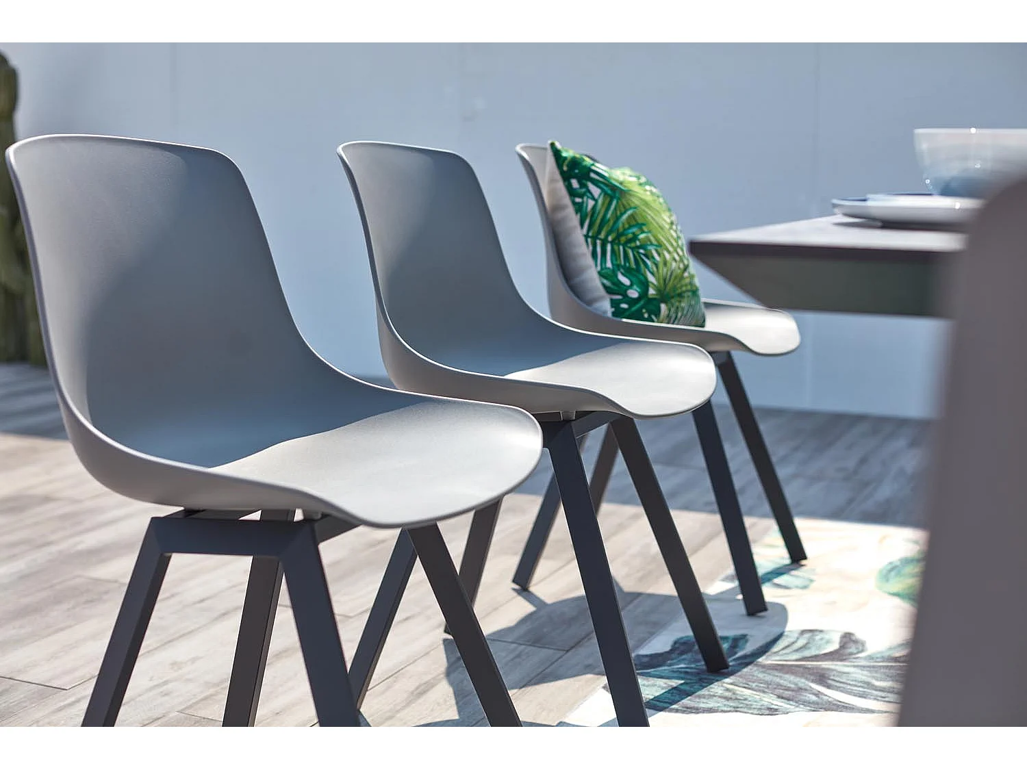 Gartenmöbelset für 8 Personen aus grauem Aluminium und Beton Temara