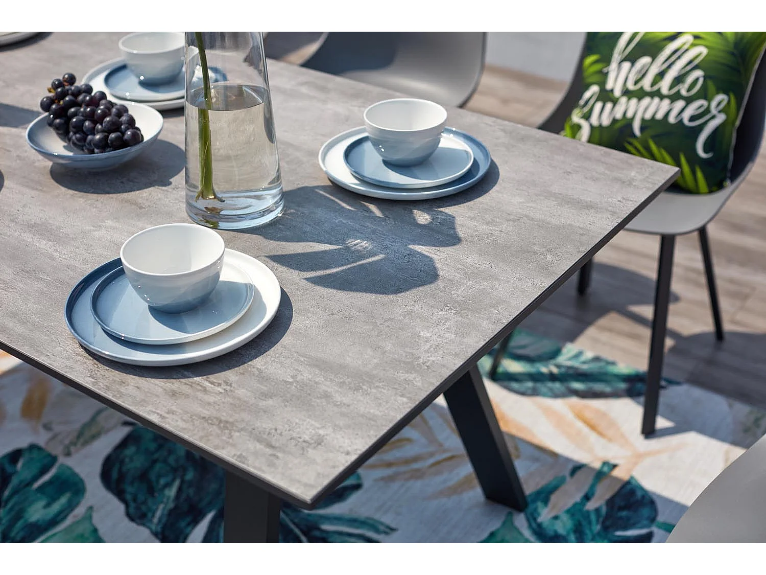 Gartenmöbelset für 8 Personen aus grauem Aluminium und Beton Temara