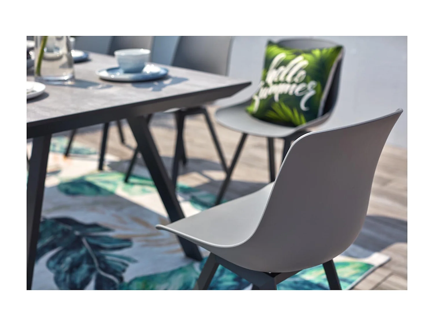 Gartenmöbelset für 8 Personen aus grauem Aluminium und Beton Temara