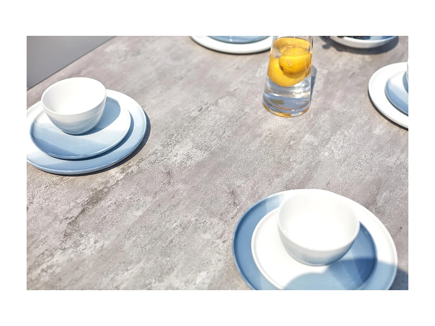 Gartenmöbelset für 8 Personen aus grauem Aluminium und Beton Temara