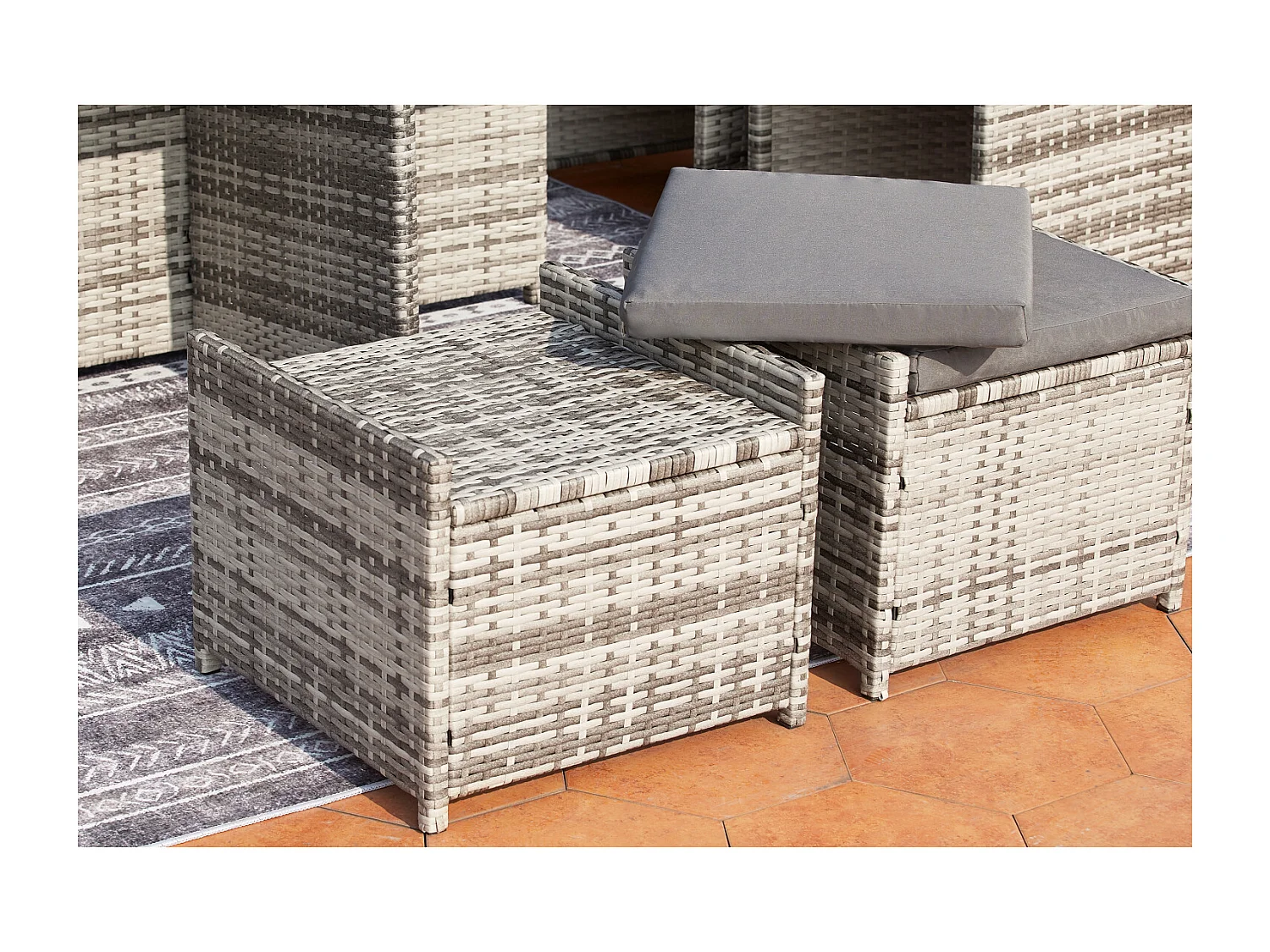 10-Sitzer Gartenmöbelset aus grauem Rattan MIAMI - Zeitgenössischer Stil