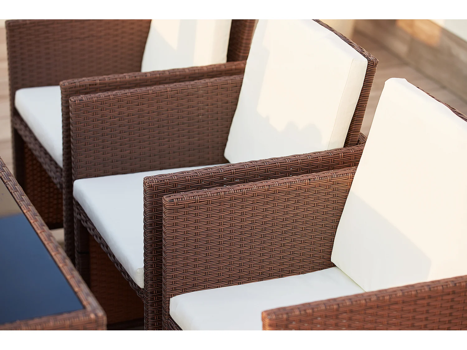 Table et chaises 10 places encastrables résine marron-blanc MONACO