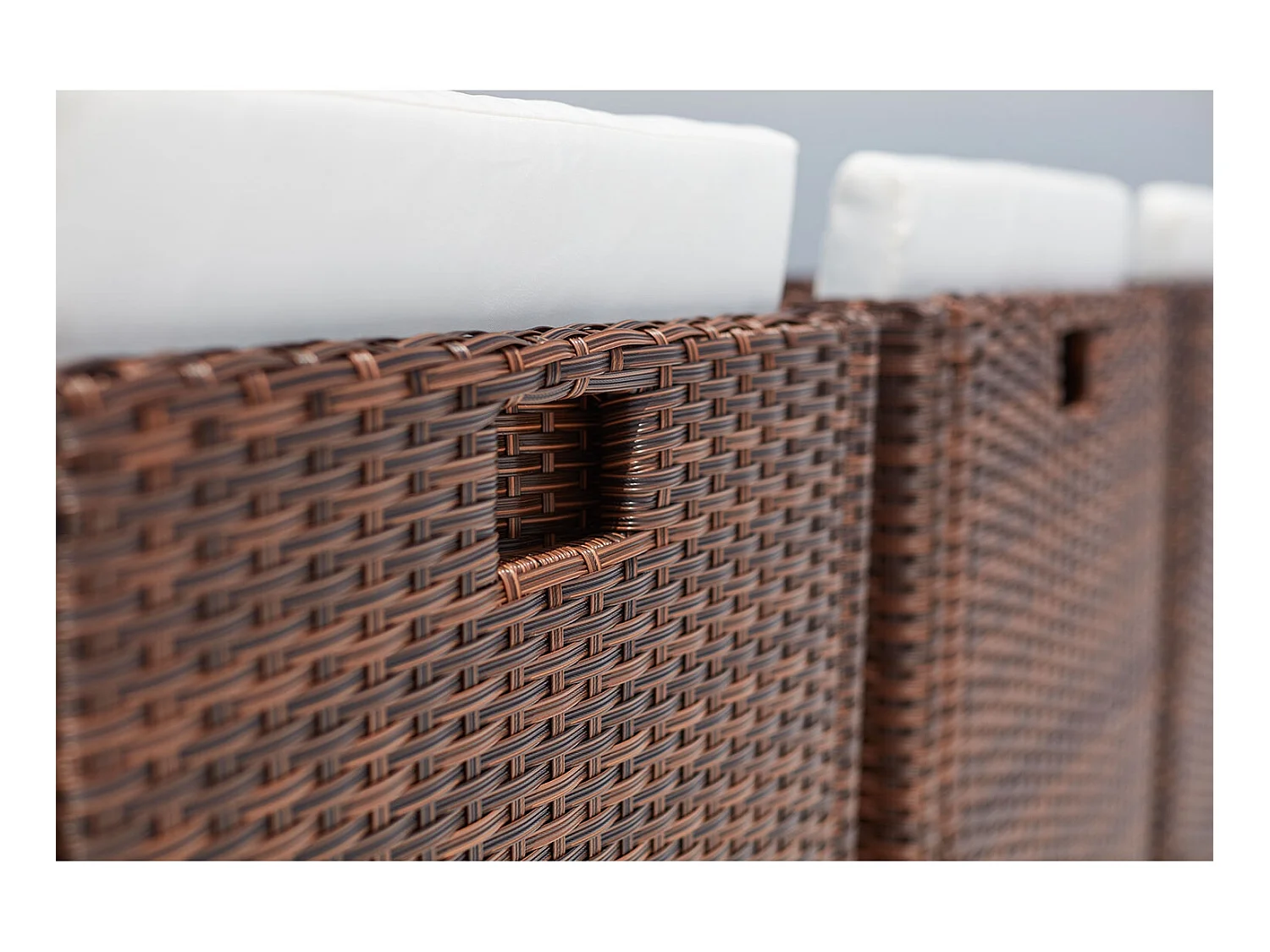 Table et chaise 10 places encastrables alu résine marron-blanc SUNSET