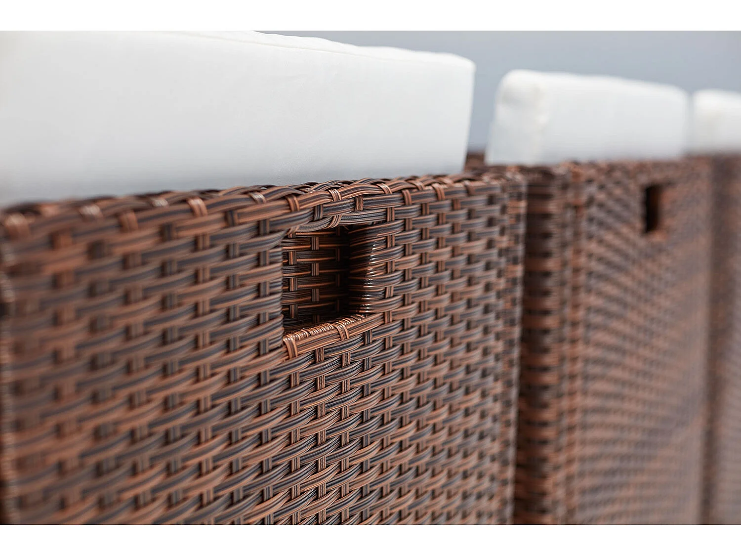 Table et chaise 10 places encastrables alu résine marron-blanc SUNSET