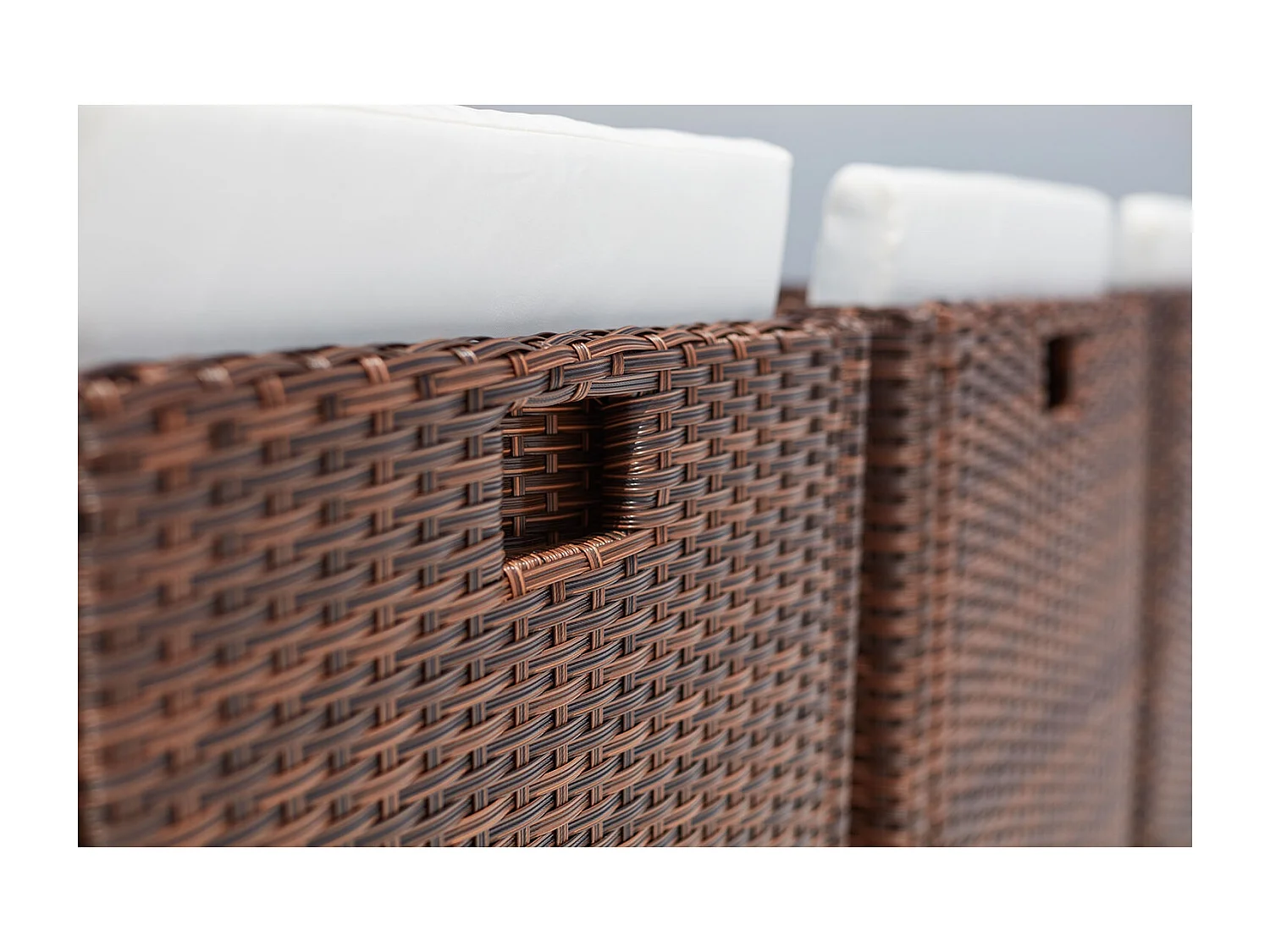 Table et chaise 10 places encastrables alu résine marron-blanc SUNSET