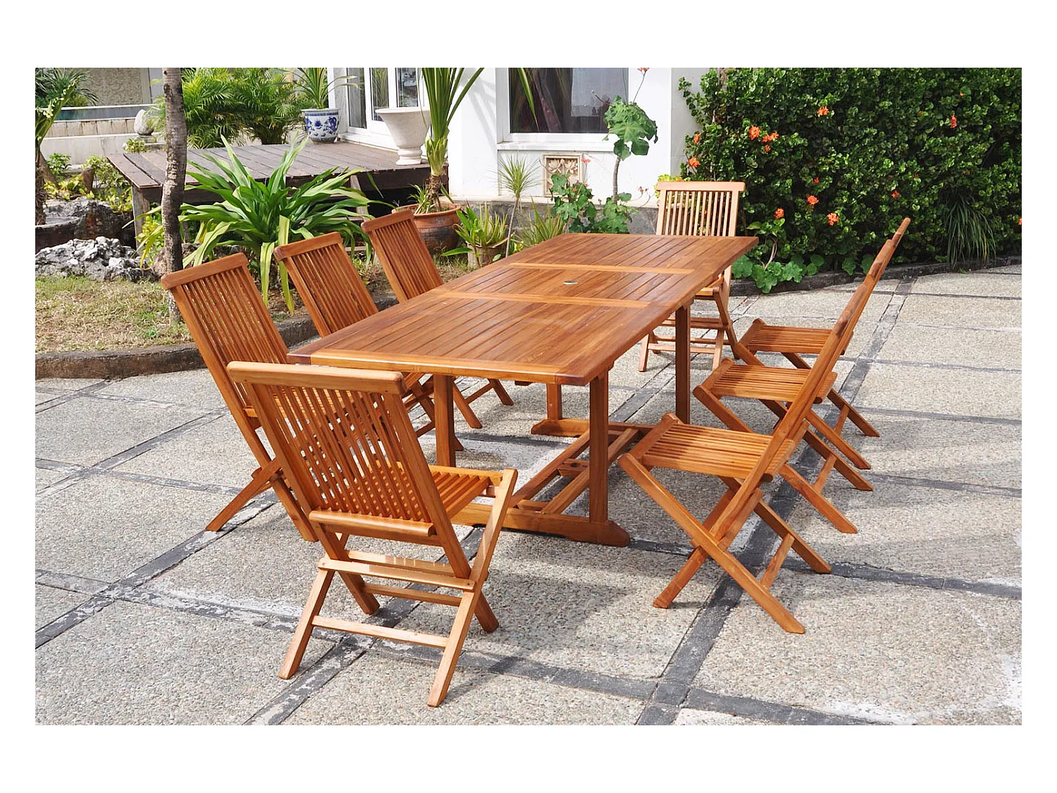 Salon de jardin Teck huilé 8 personnes - Table rectangle + 8 chaises LUBOK