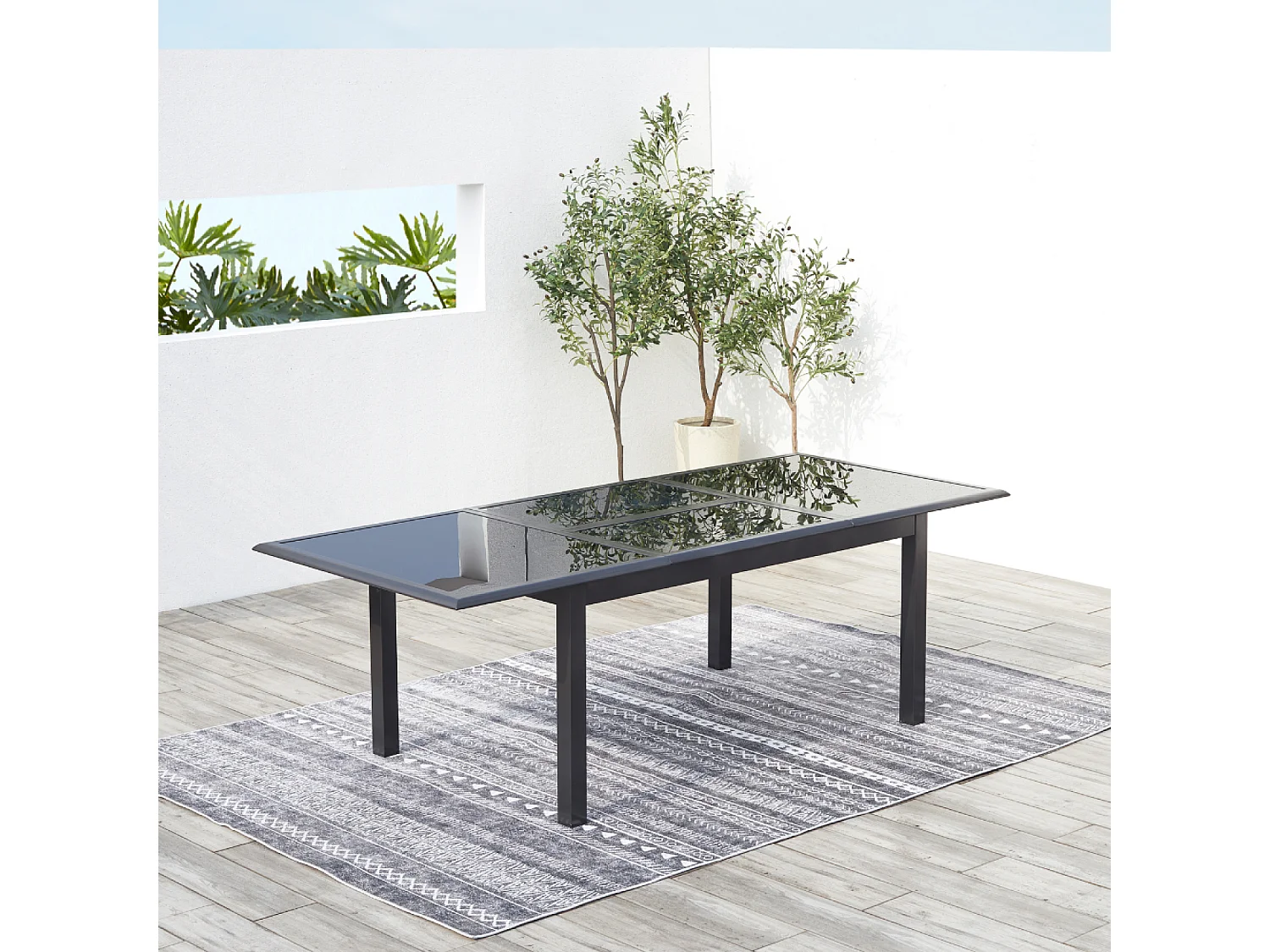 Table de jardin et 8 chaises en aluminium gris RAVENNE