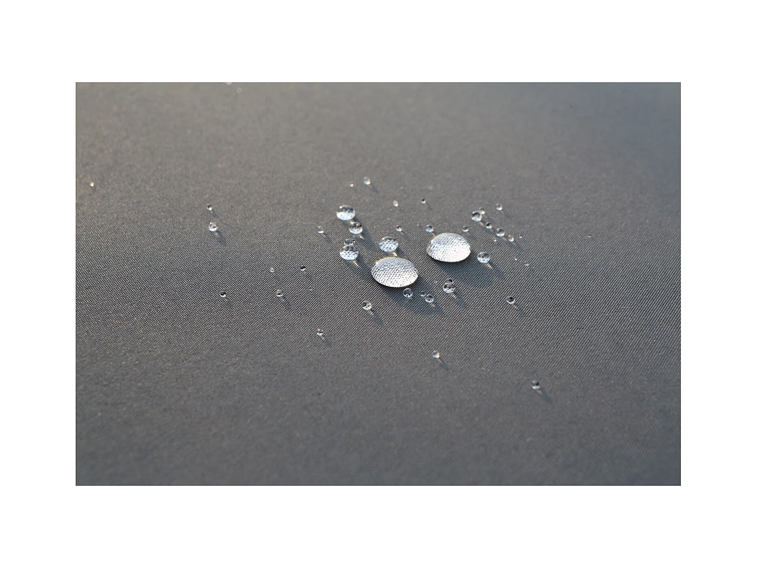 Salotto da giardino a incasso 12 posti resina intrecciata nero/grigio MIAMI