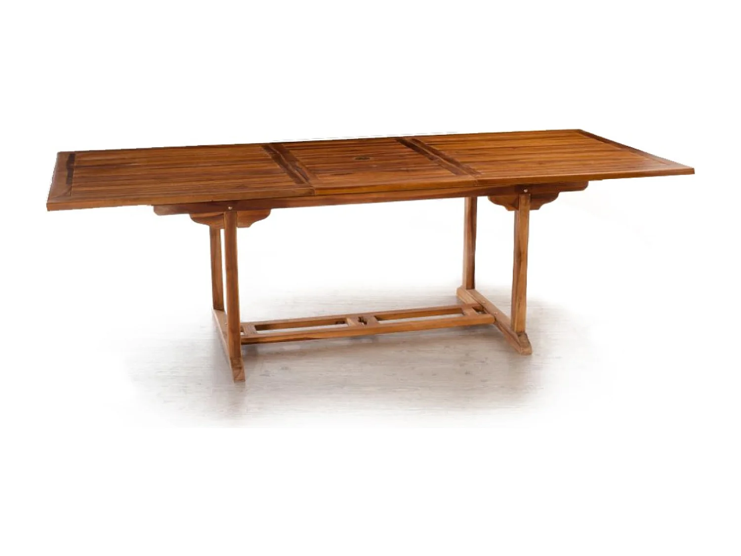 Table rectangulaire 6 chaises et 2 fauteuils en teck huilé LUBOK