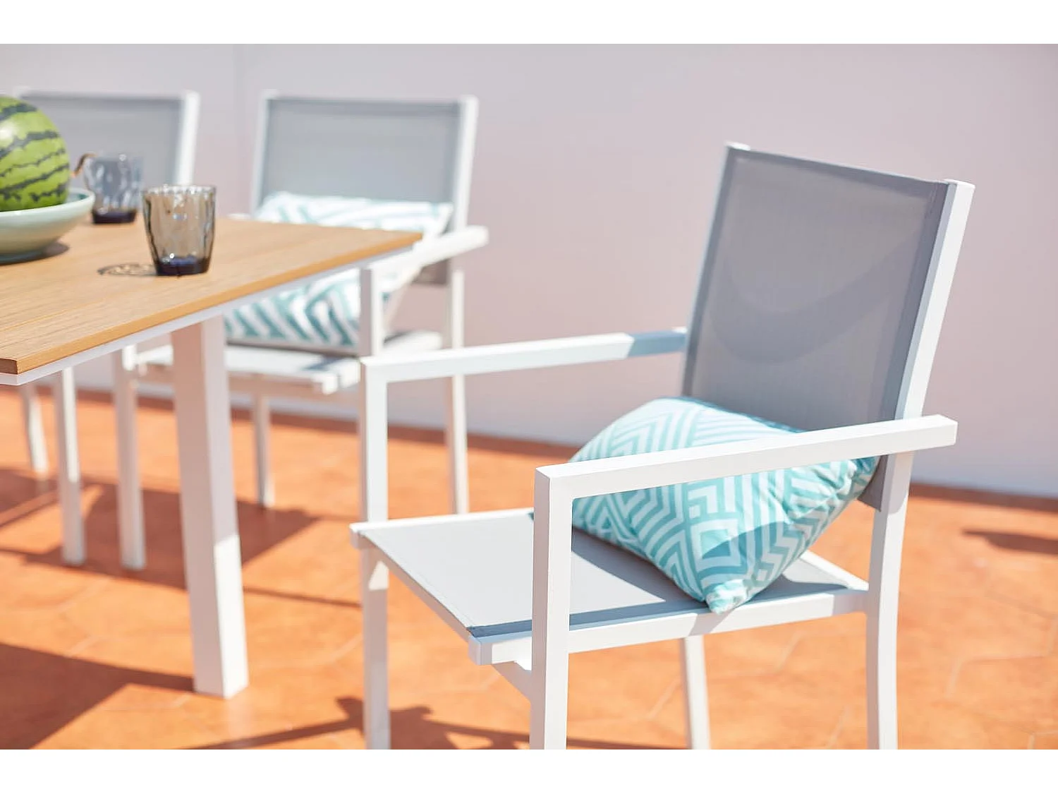 Salon de jardin repas 8 places en aluminium MADEIRA