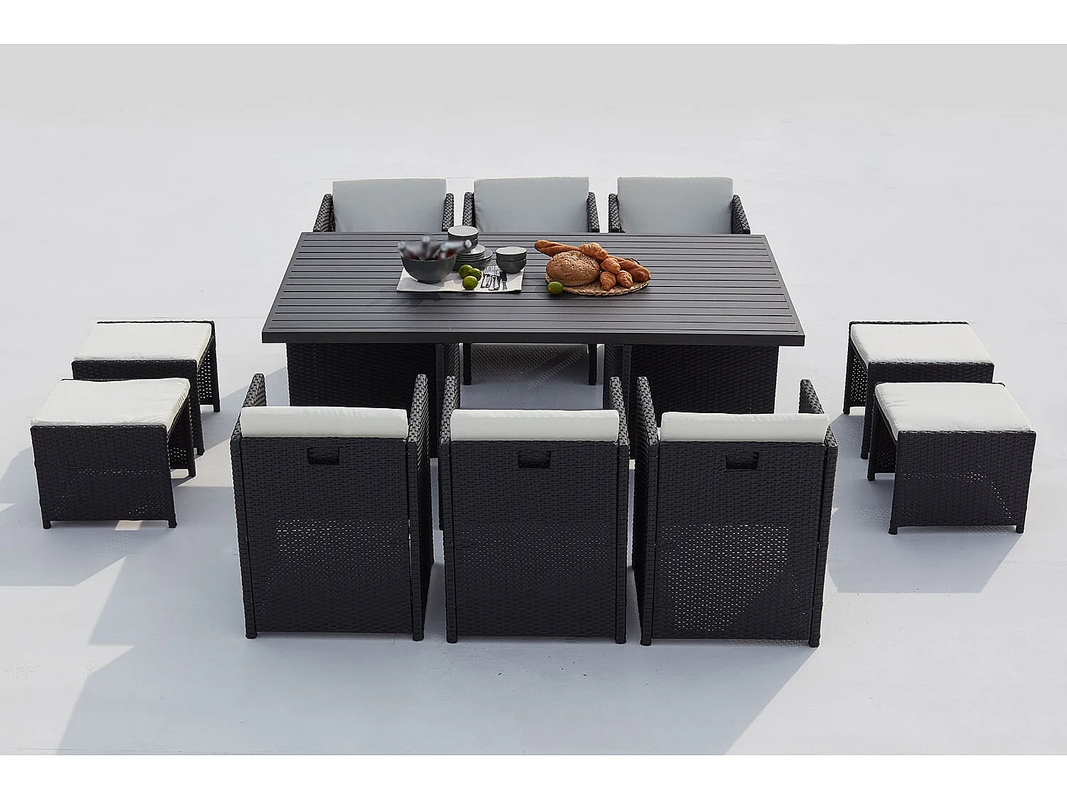 Table et chaise 10 places encastrables alu résine noir-blanc SUNSET