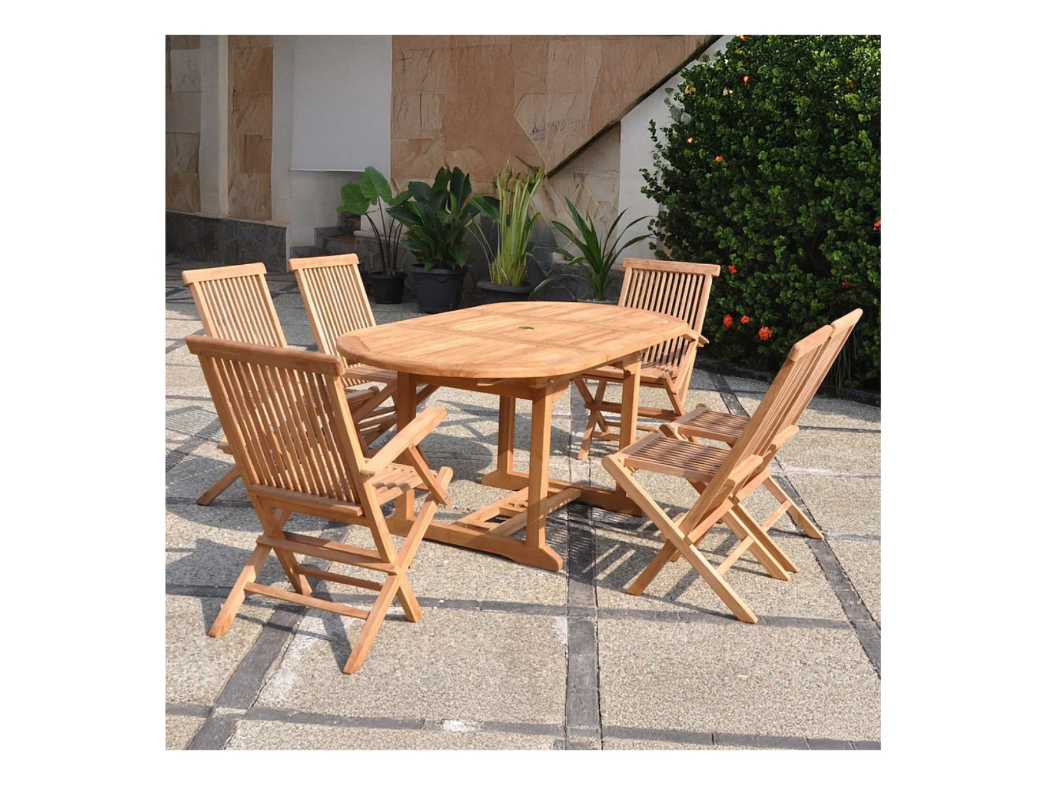 Table de jardin ovale et 4 chaises et 2 fauteuils en teck KAJANG