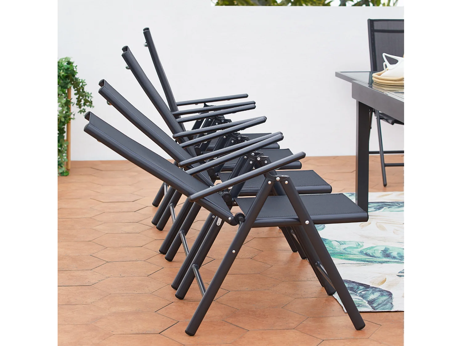 Conjunto de jardín de aluminio: mesa extensible + 12 sillas textileno BRESCIA