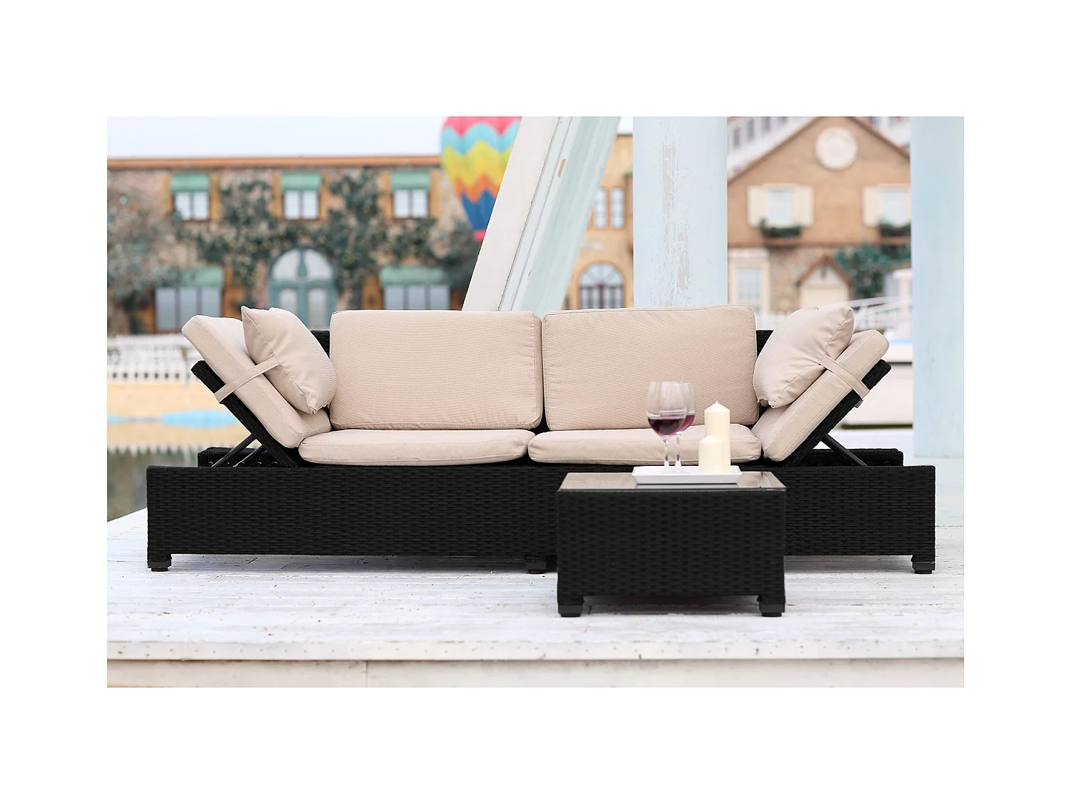 Salon de jardin en résine tressée écru et noir CORFOU