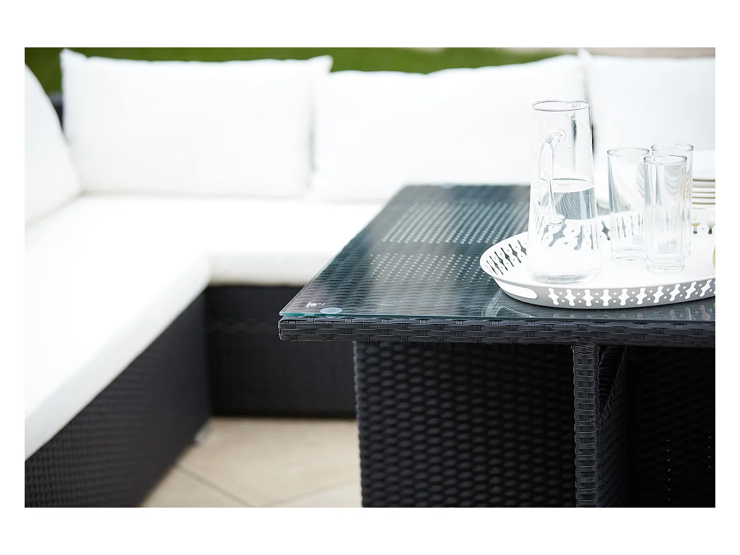 Gartenmöbel-Set aus Polyrattan FIDJI für 10 Personen schwarz/weiß