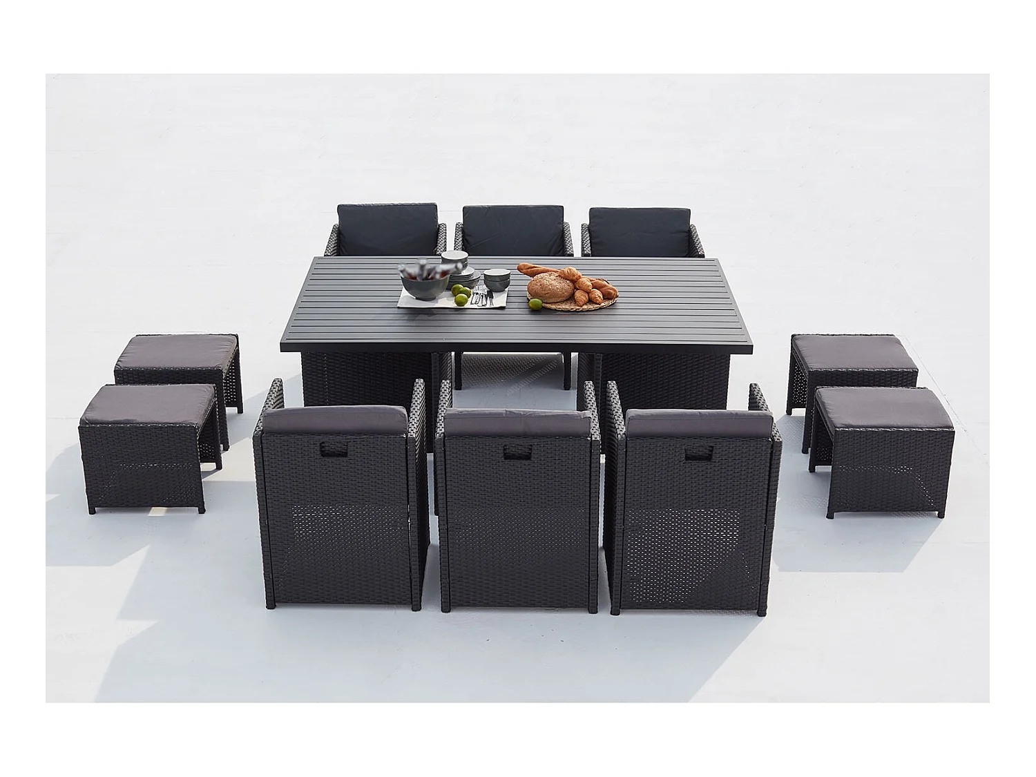 Table et chaise 10 places encastrables alu résine noir-gris SUNSET