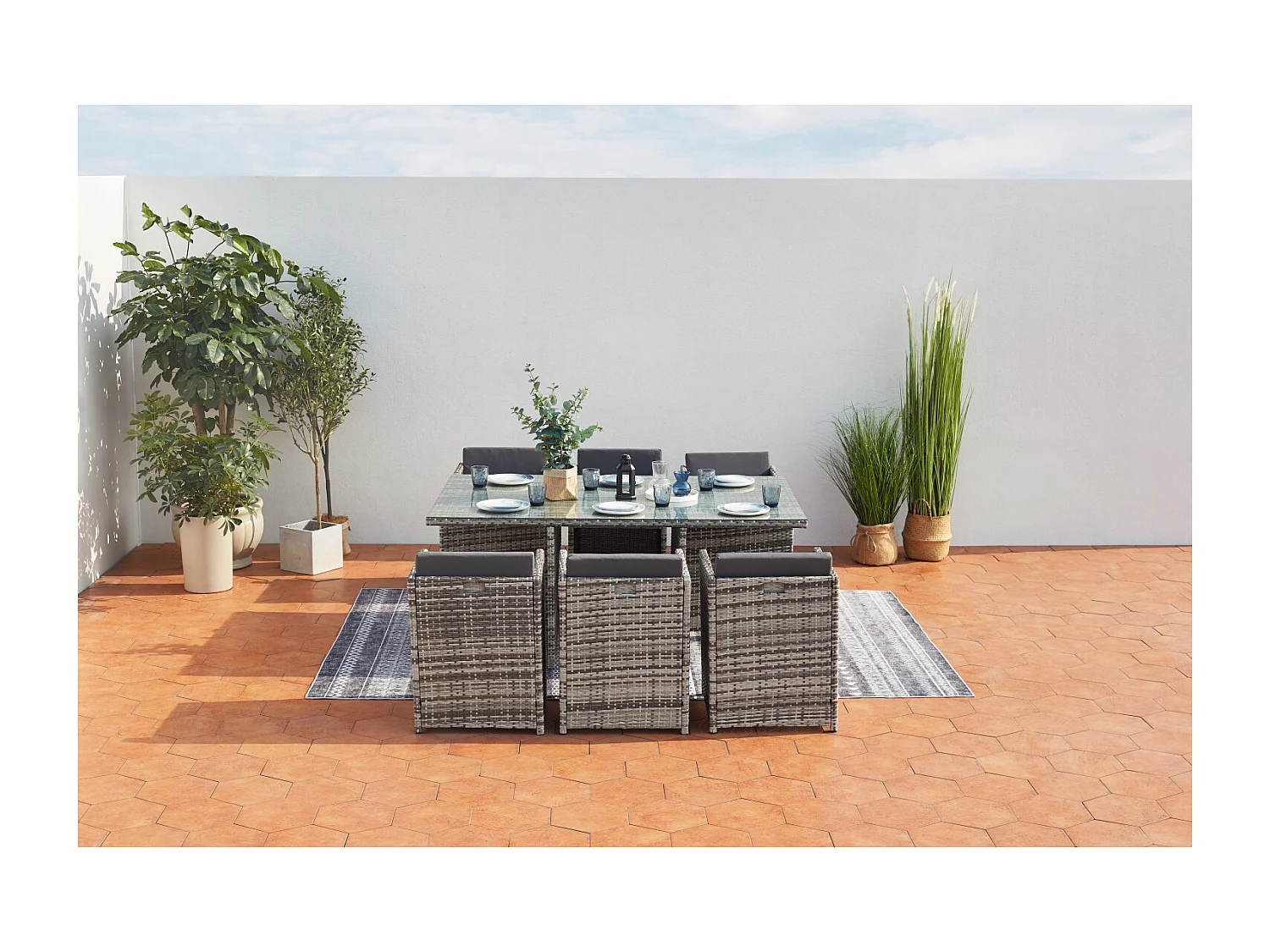 Salon de jardin encastrable 6 personnes en résine tressée gris MIAMI