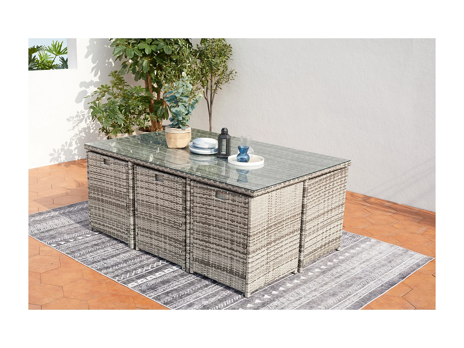 Salon de jardin encastrable 6 personnes en résine tressée gris MIAMI