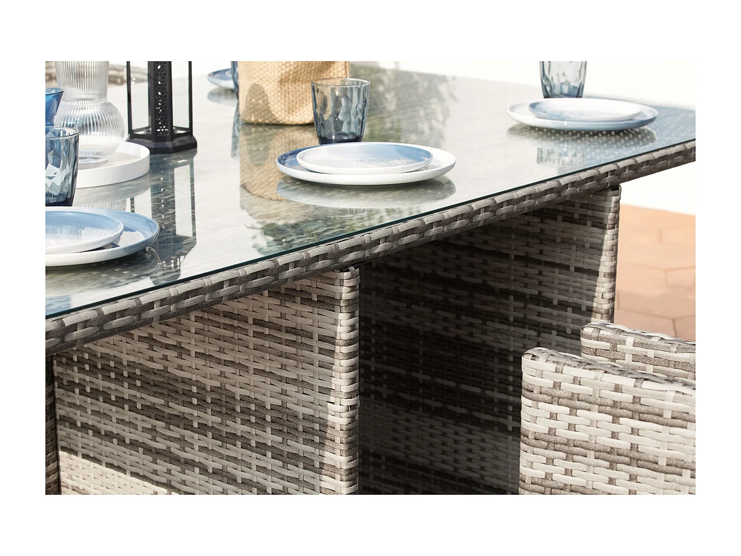 Salon de jardin encastrable 6 personnes en résine tressée gris MIAMI