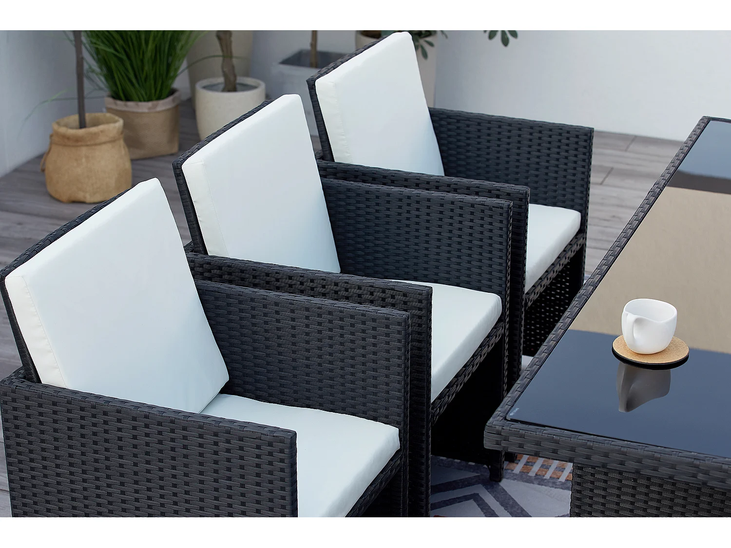 10-Sitzer Gartenmöbelset aus schwarz/weißem Rattan MONACO - Elegant und Komfortabel