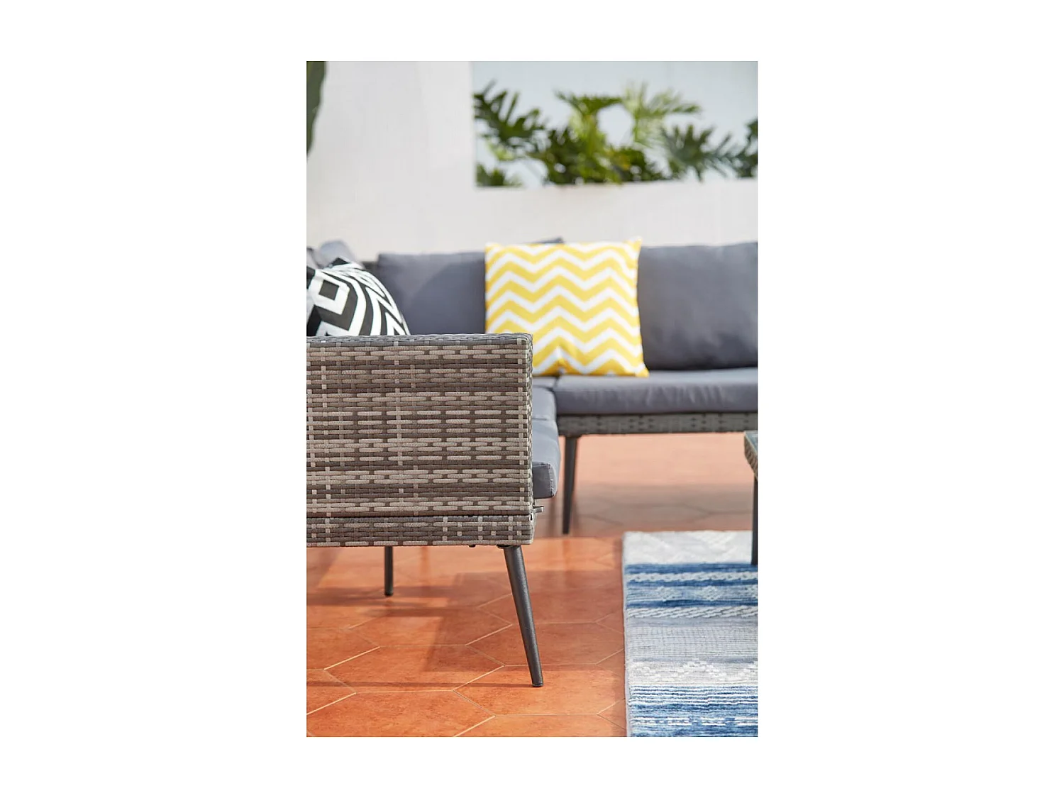 Salotto da giardino basso resina e acciaio 5 posti TEFARI