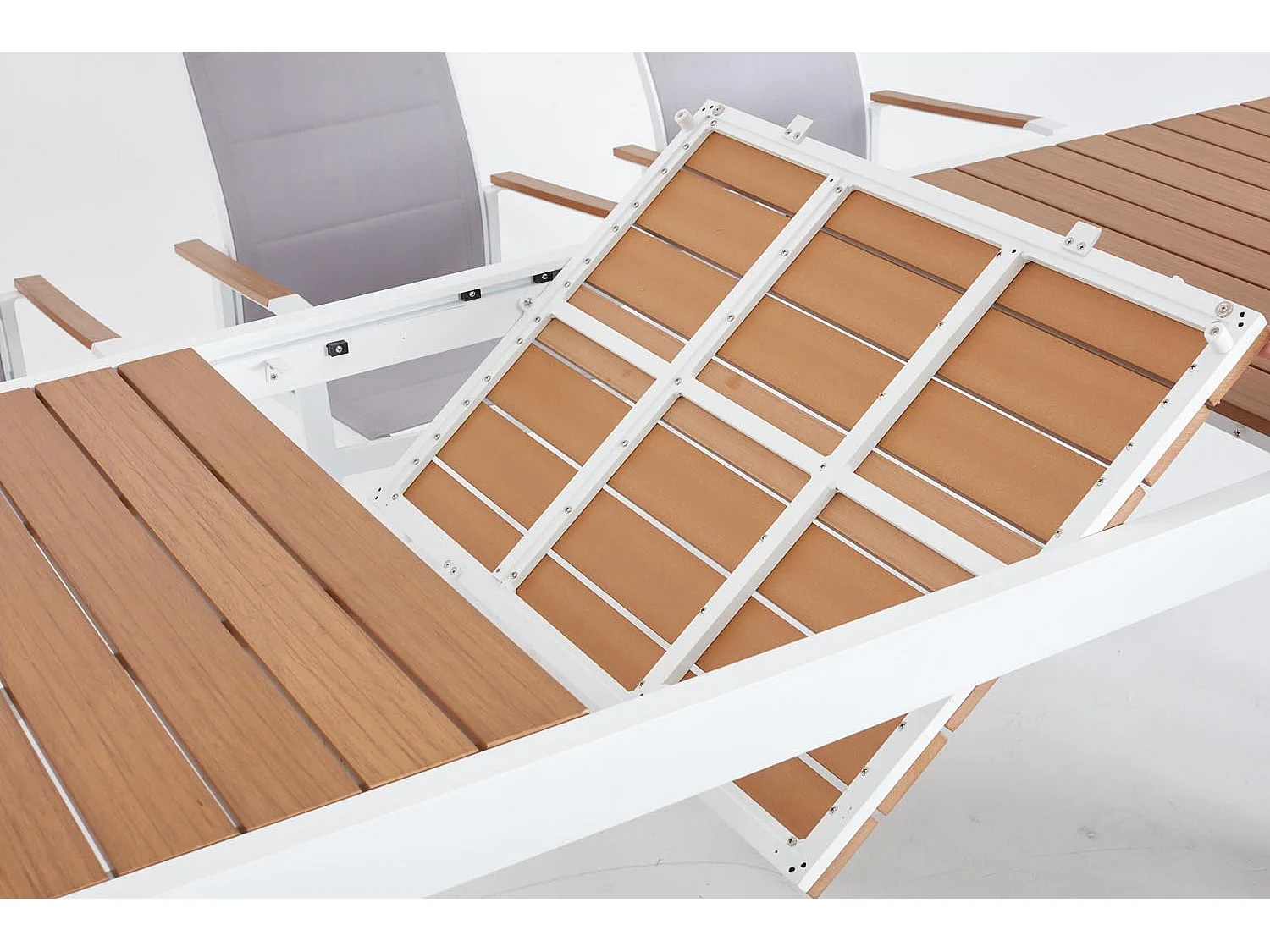 Tuinset 8 plaatsen van aluminium en hout TIJUANA