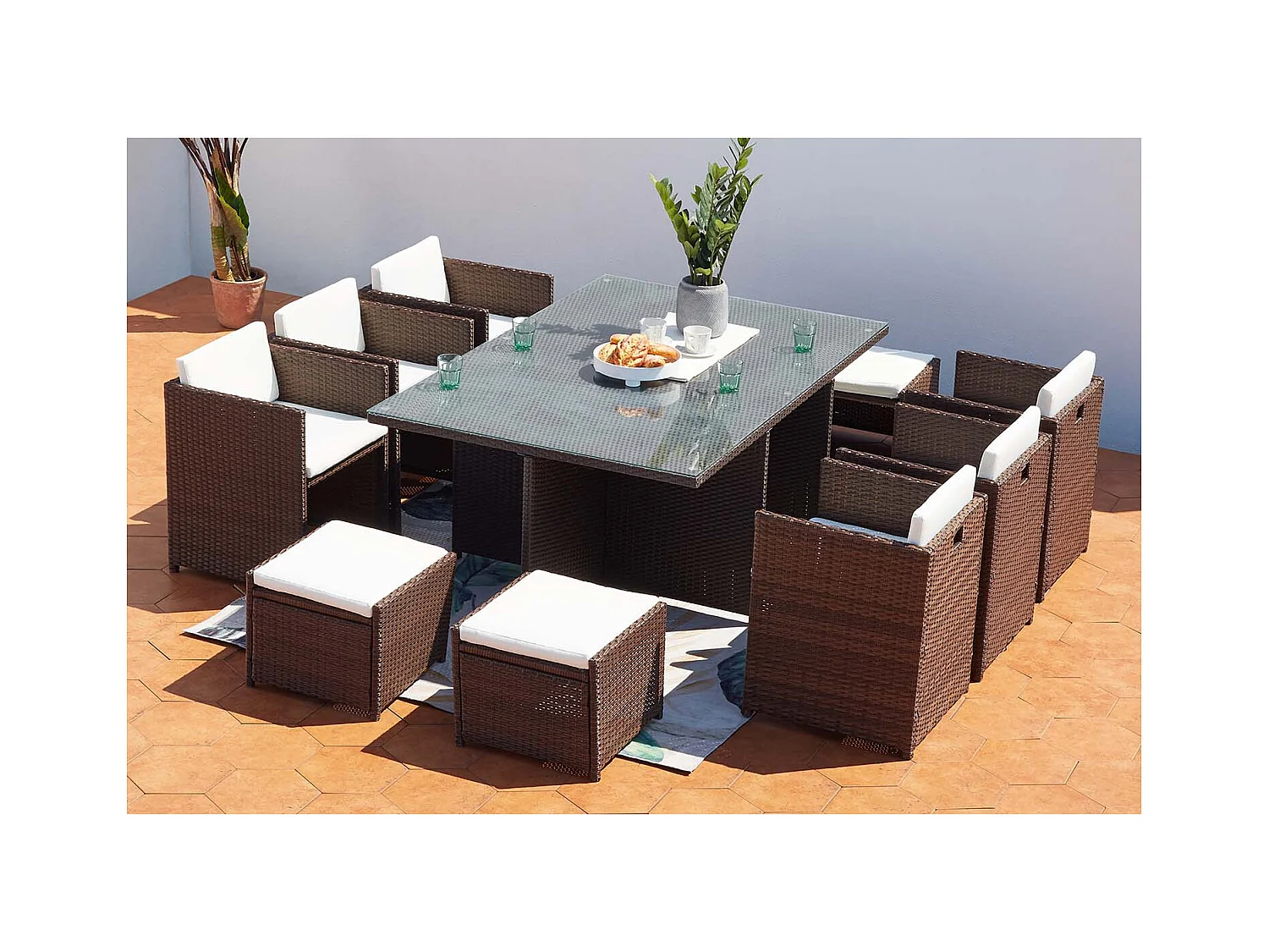 Table et chaises 10 places encastrables résine marron-blanc MIAMI