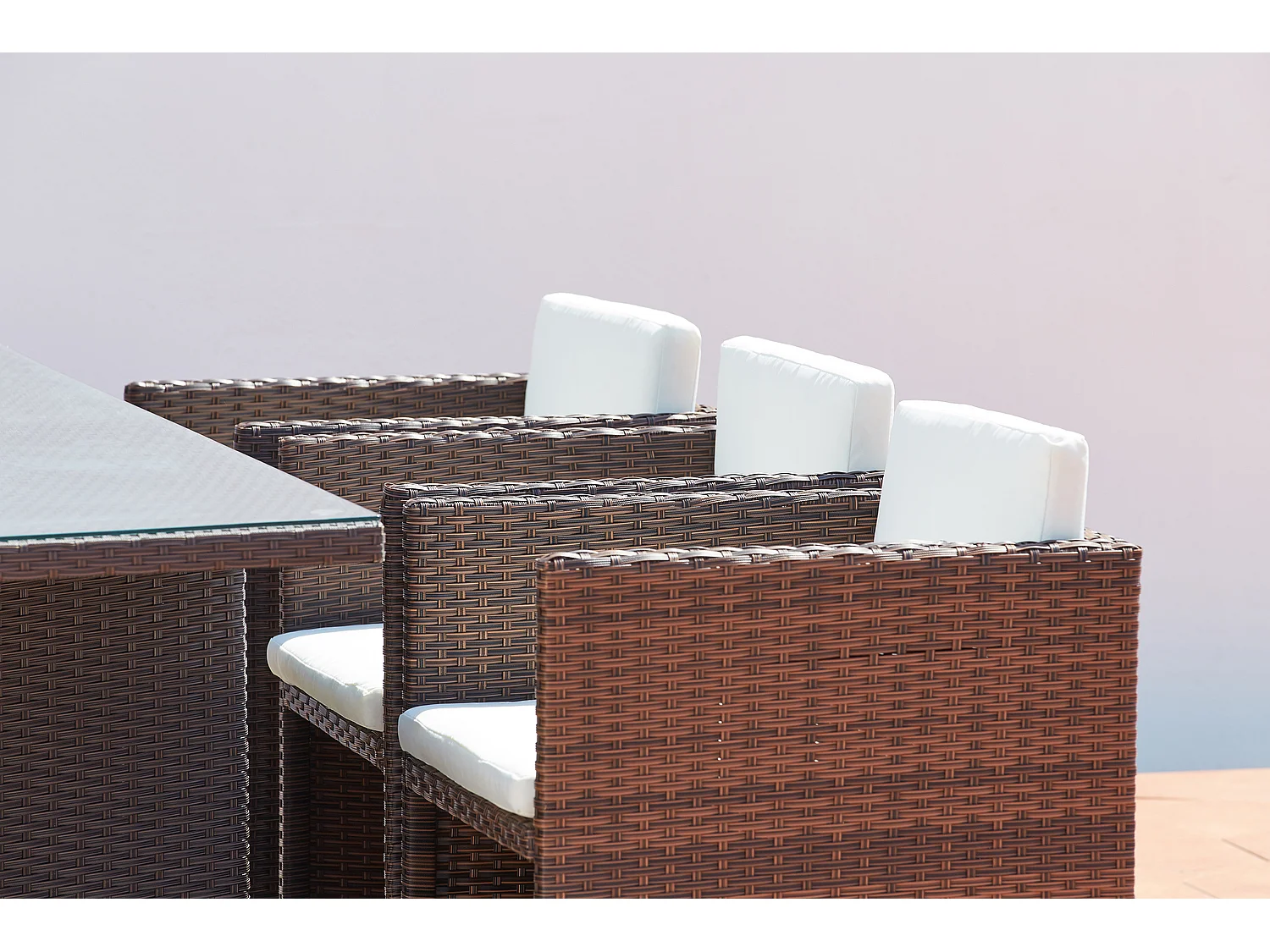 Table et chaises 6 places encastrables résine marron-blanc MIAMI