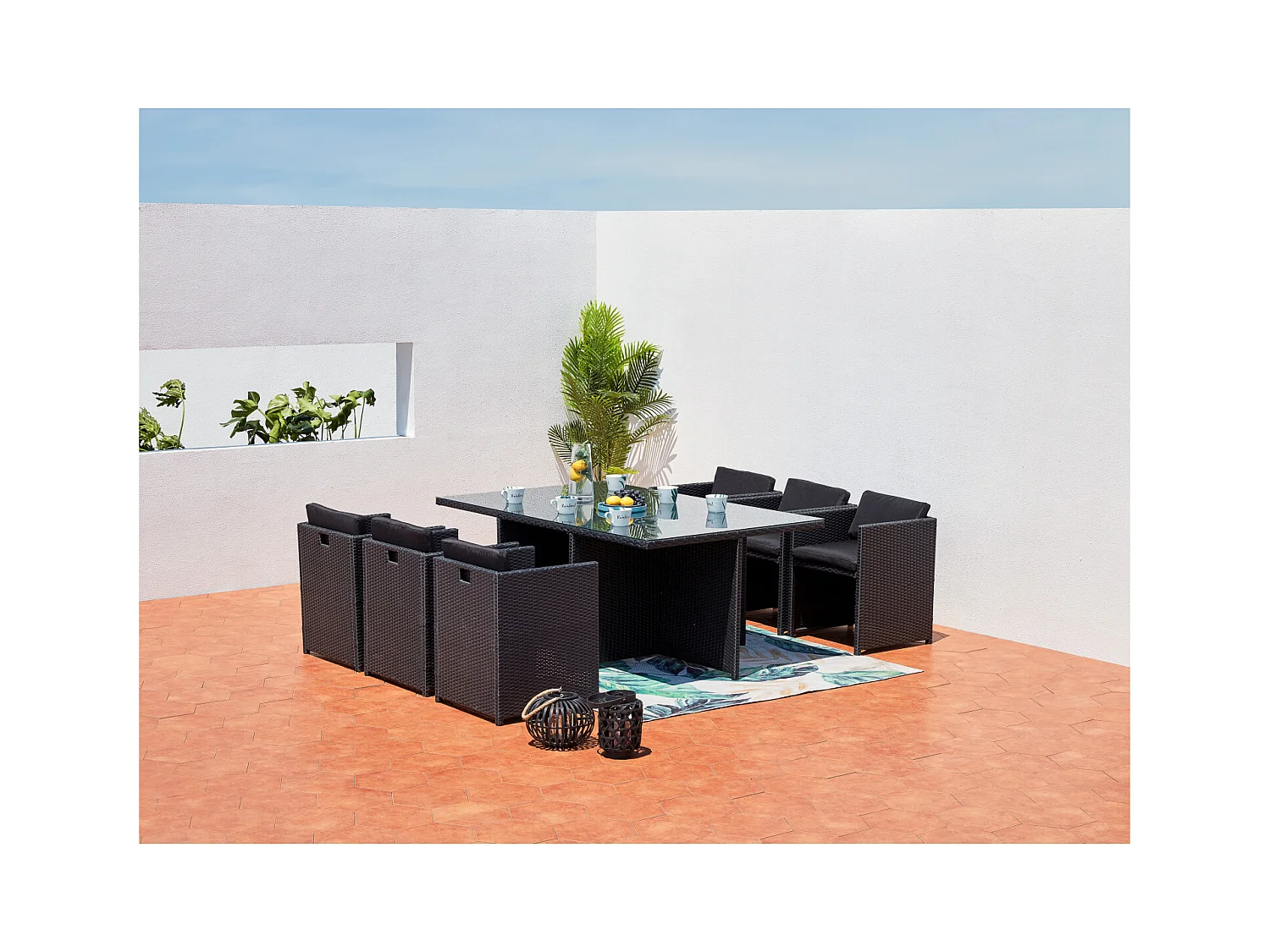 Table et chaises 6 places encastrables en résine noir-noir MIAMI
