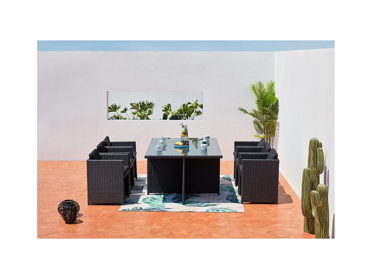 Table et chaises 6 places encastrables en résine noir-noir MIAMI