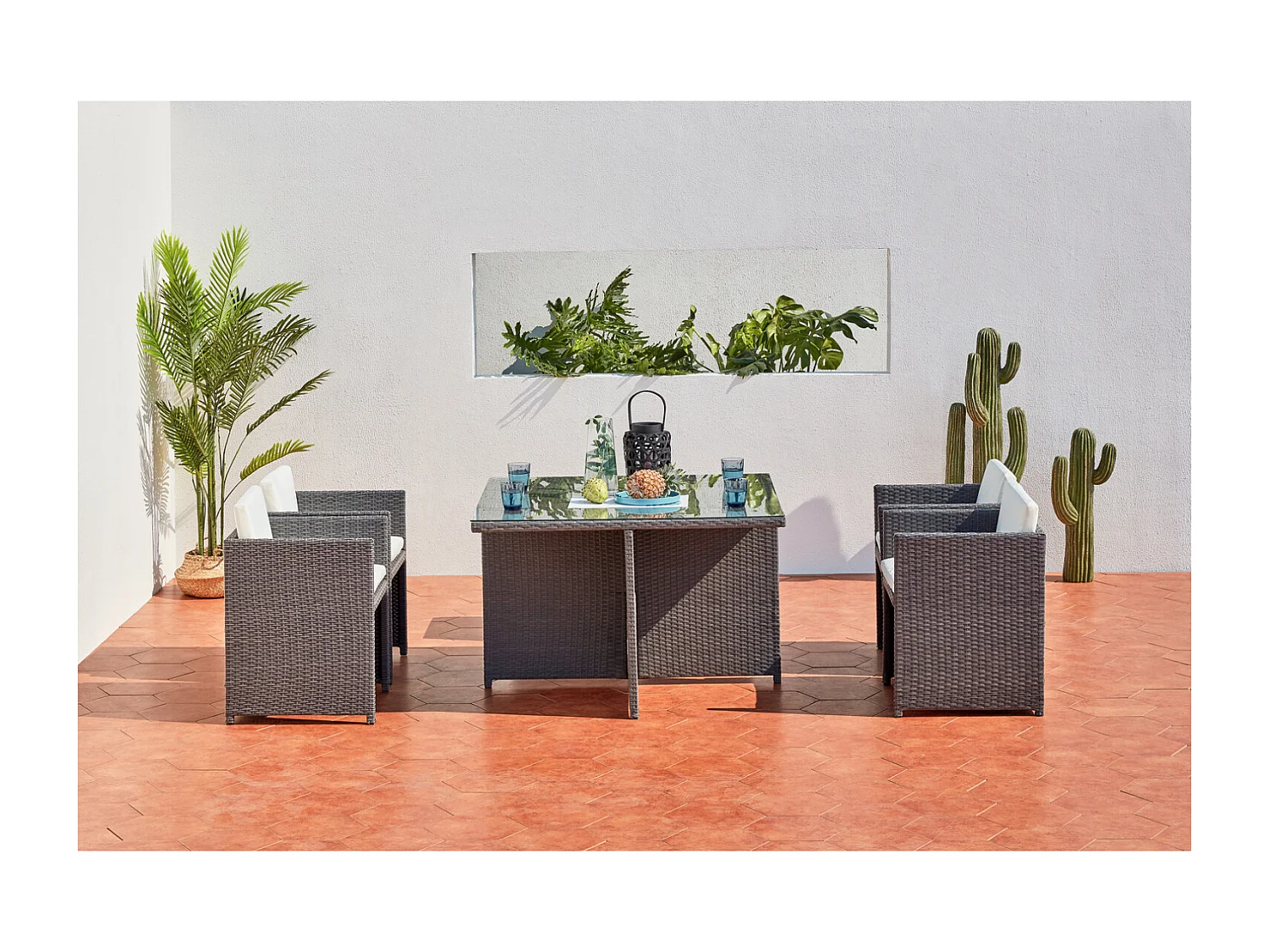 Table et chaises 4 places encastrables en résine gris-blanc MIAMI