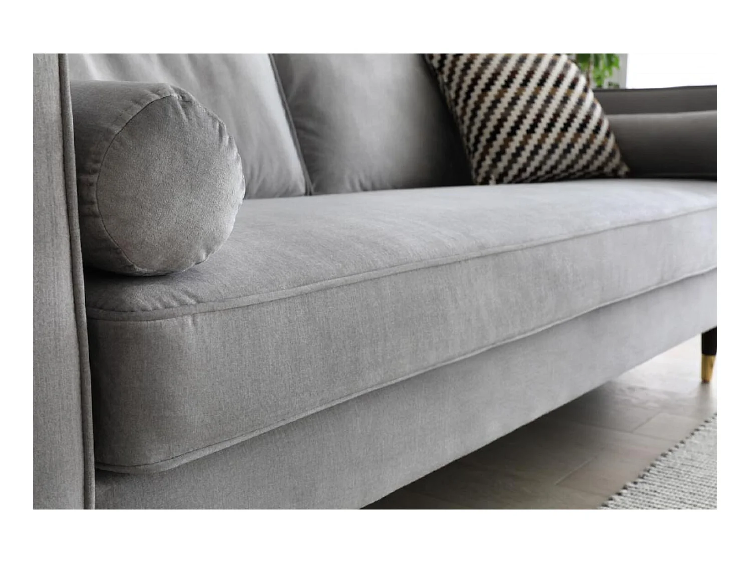 3-Sitzer-Sofa aus Samt, hellgrau  NALHA