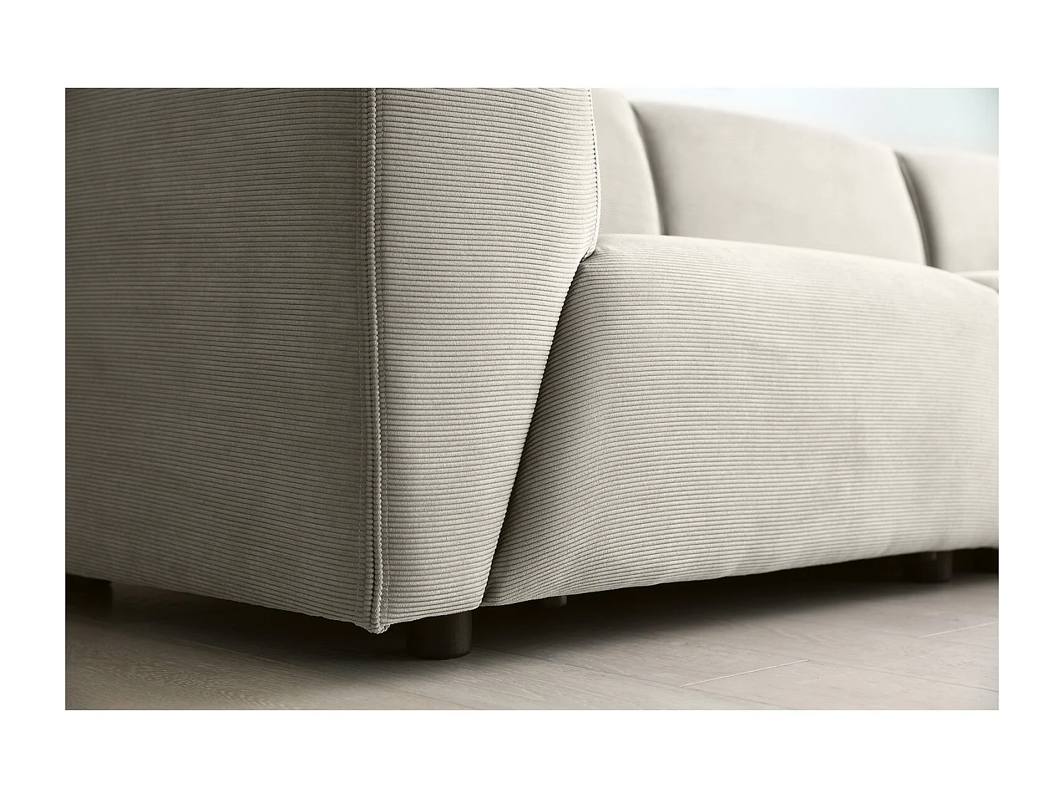 Modulaire 3-zitsbank + 1 poef van lichtgrijze ribfluweel MONROE - Scandinavisch design